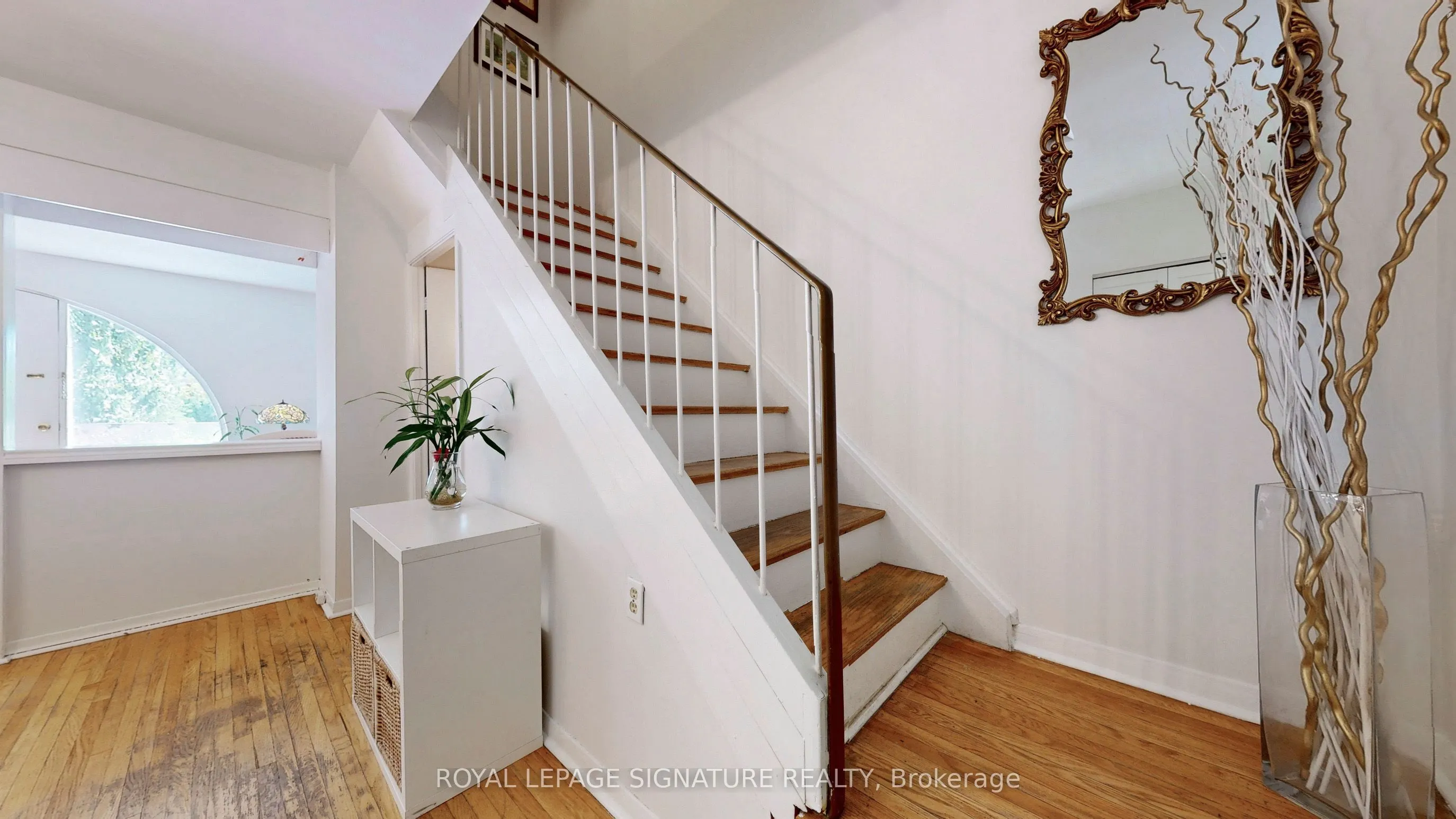6 Esterbrooke Avenue, #76