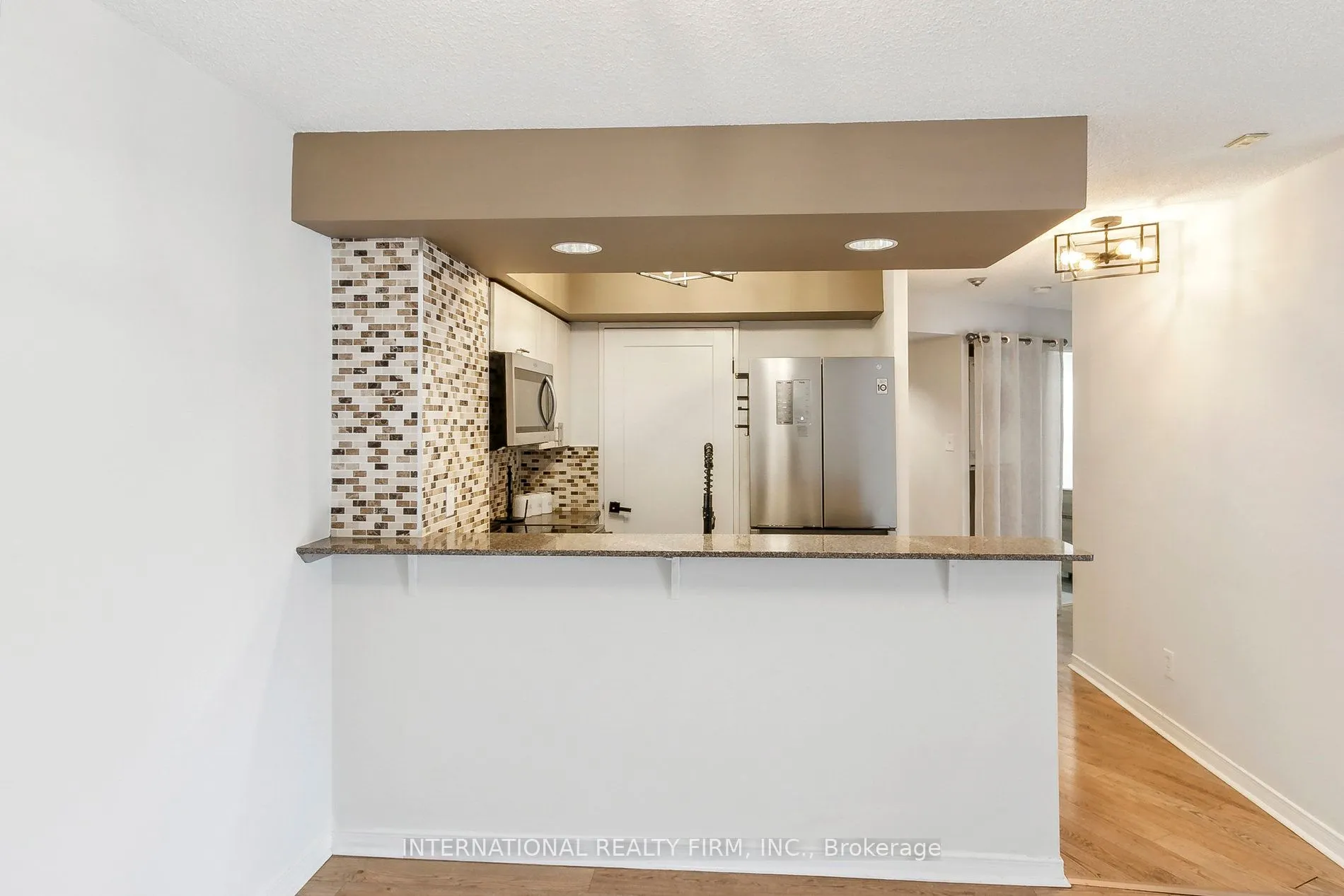 801 King Street W, #628