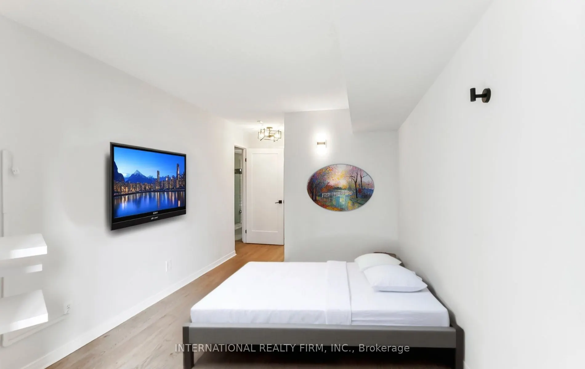 801 King Street W, #628