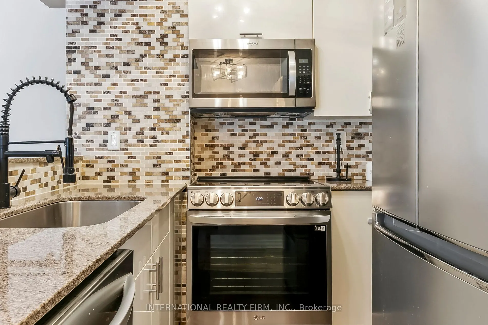 801 King Street W, #628