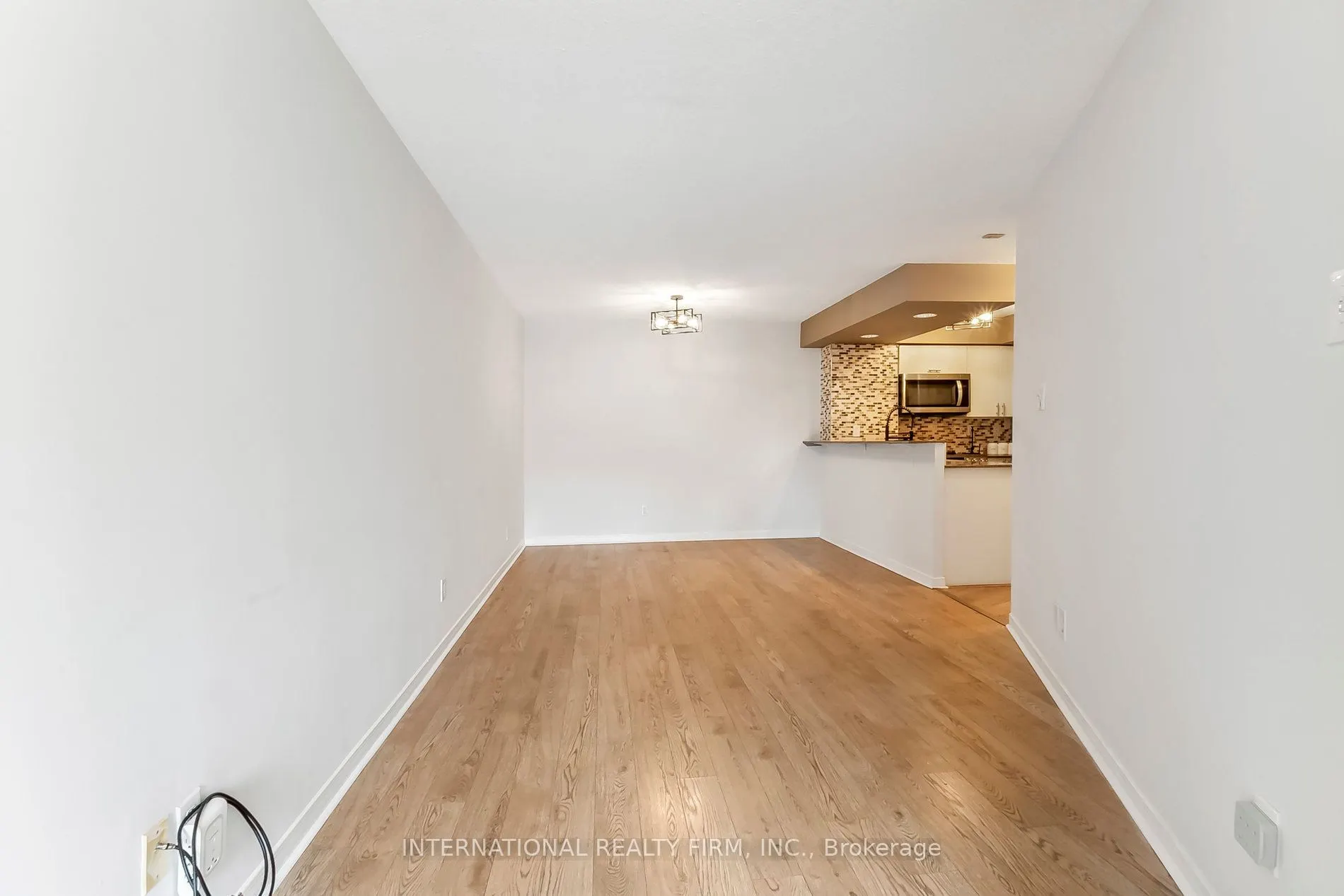 801 King Street W, #628