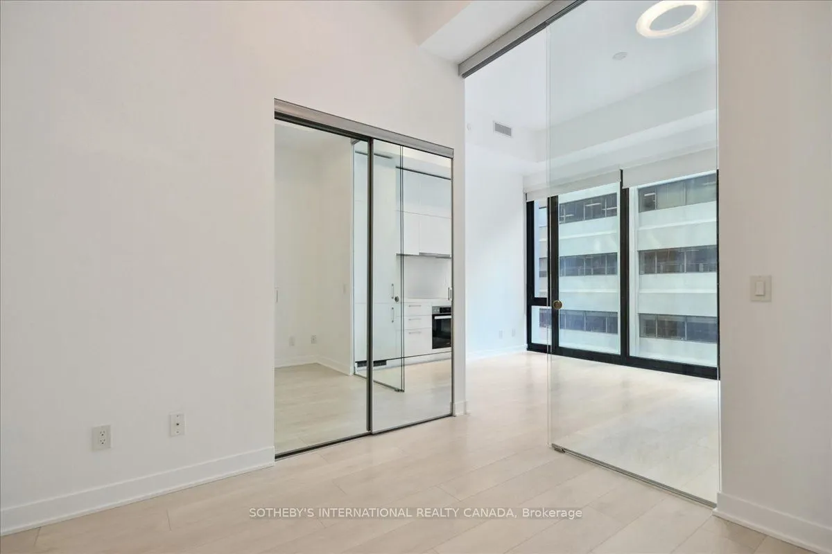 188 Cumberland Street, #409