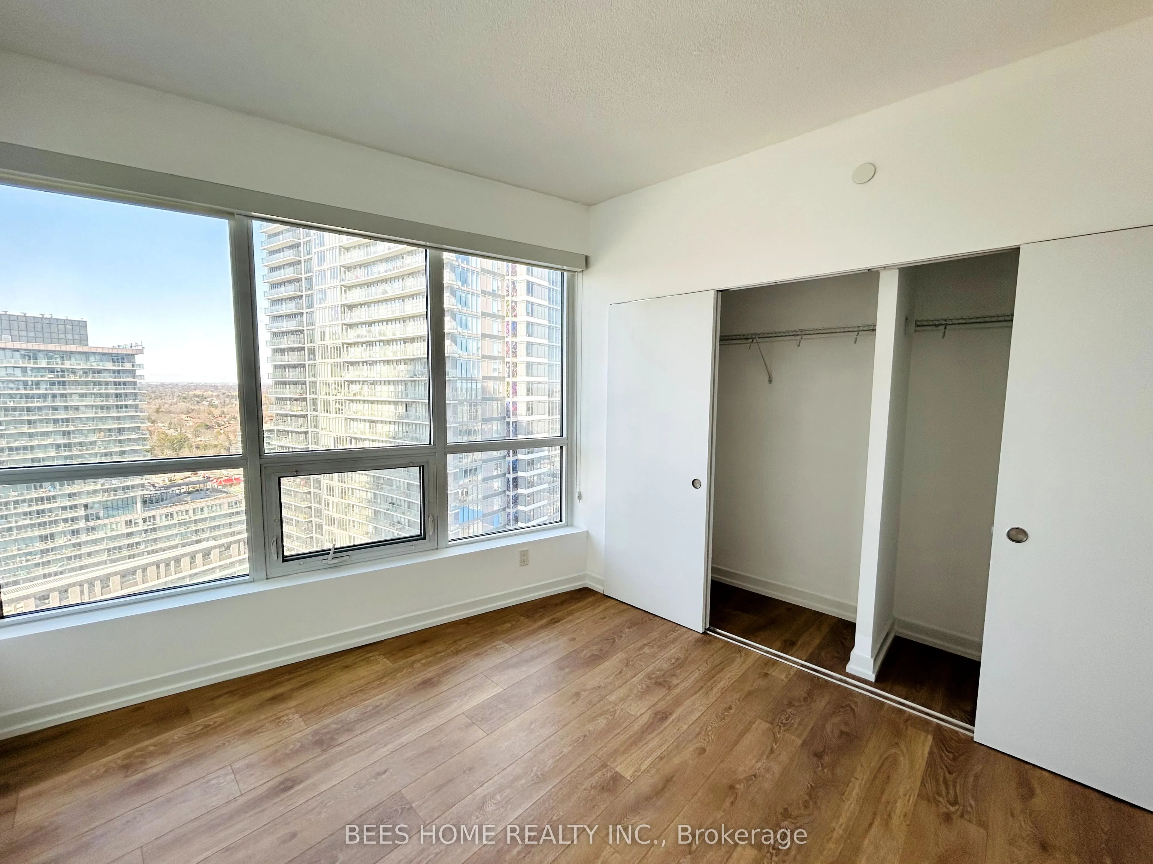 115 McMahon Drive, #1905