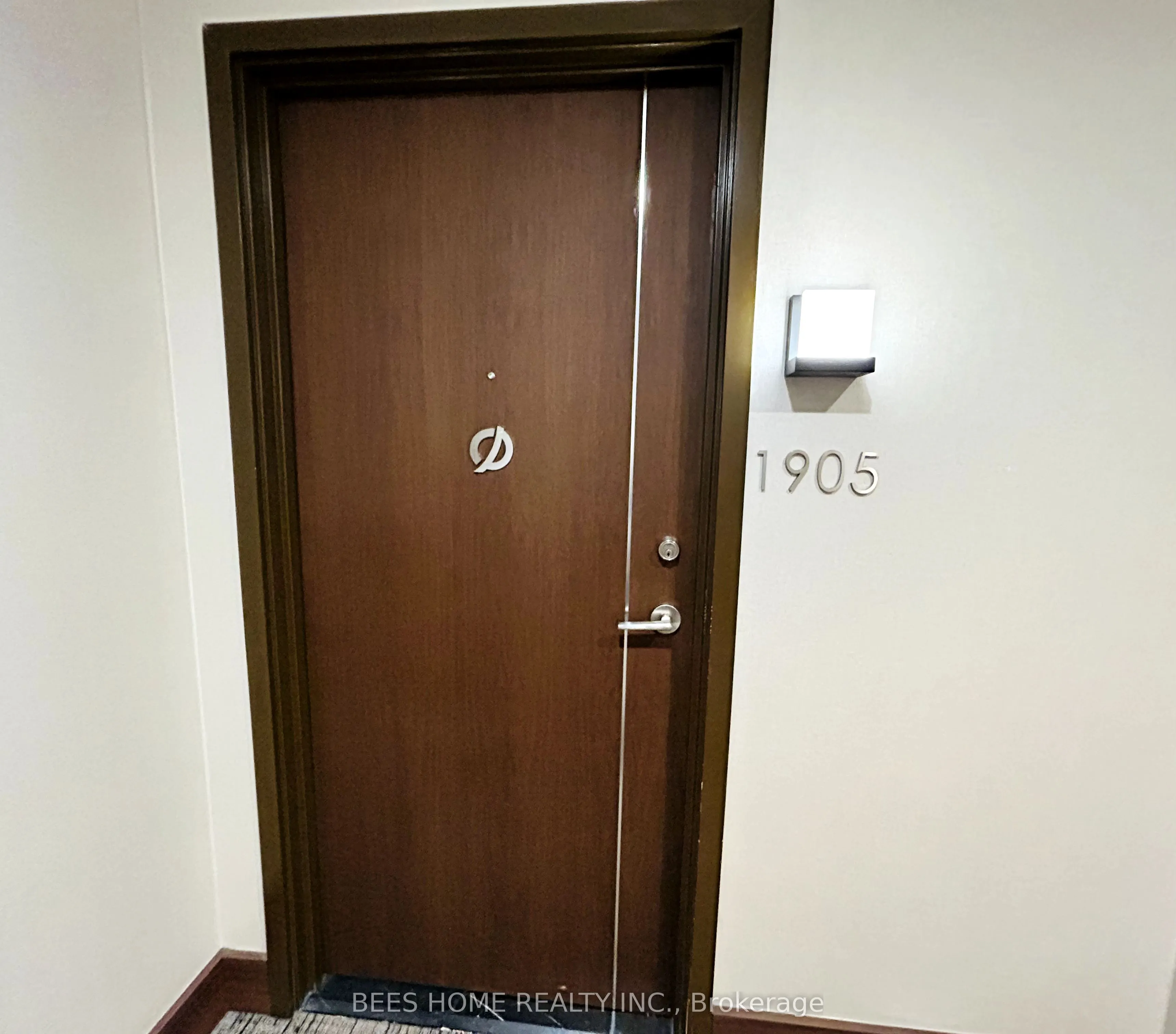 115 McMahon Drive, #1905