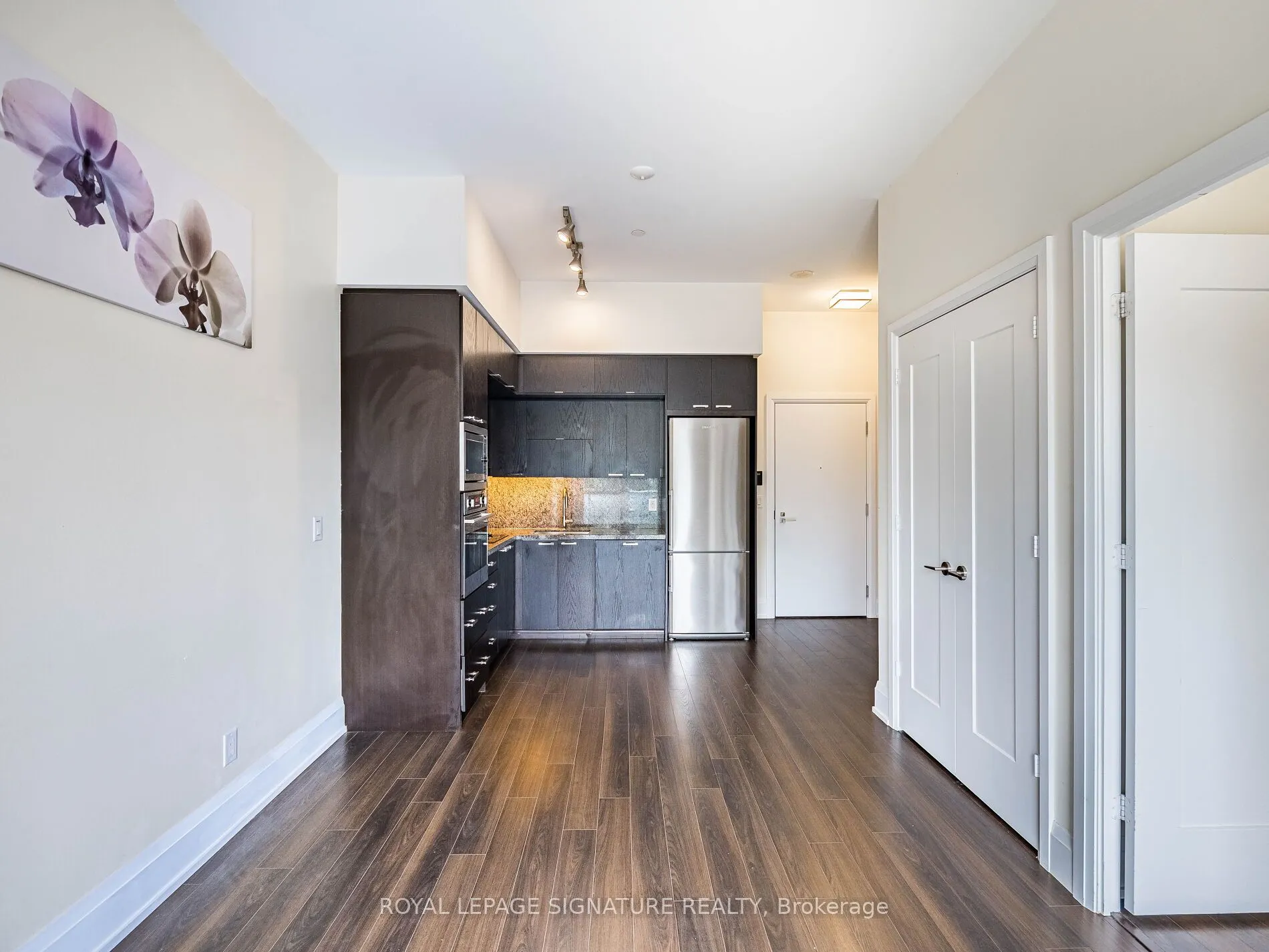 120 Harrison Garden Boulevard, #241