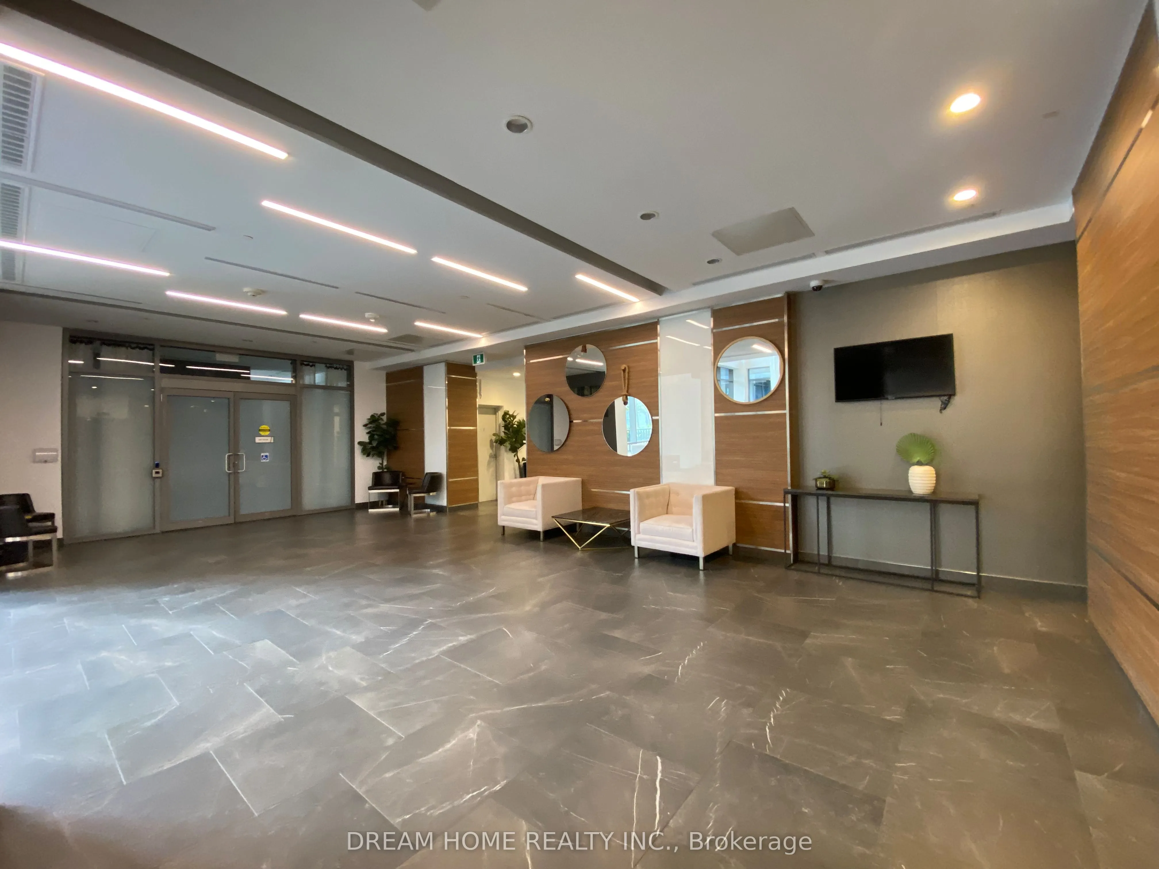 56 Forest Manor Road, #3004