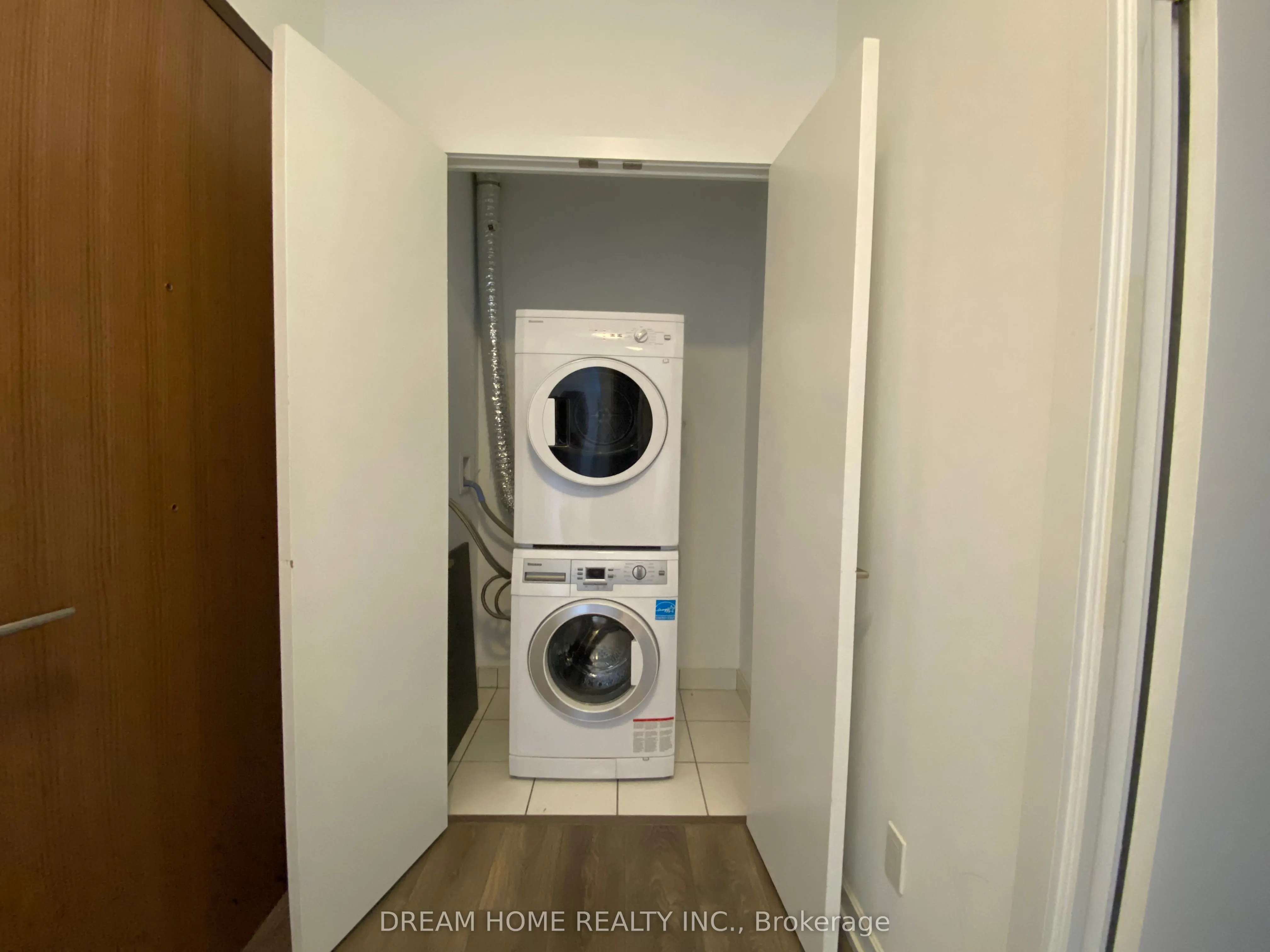 56 Forest Manor Road, #3004