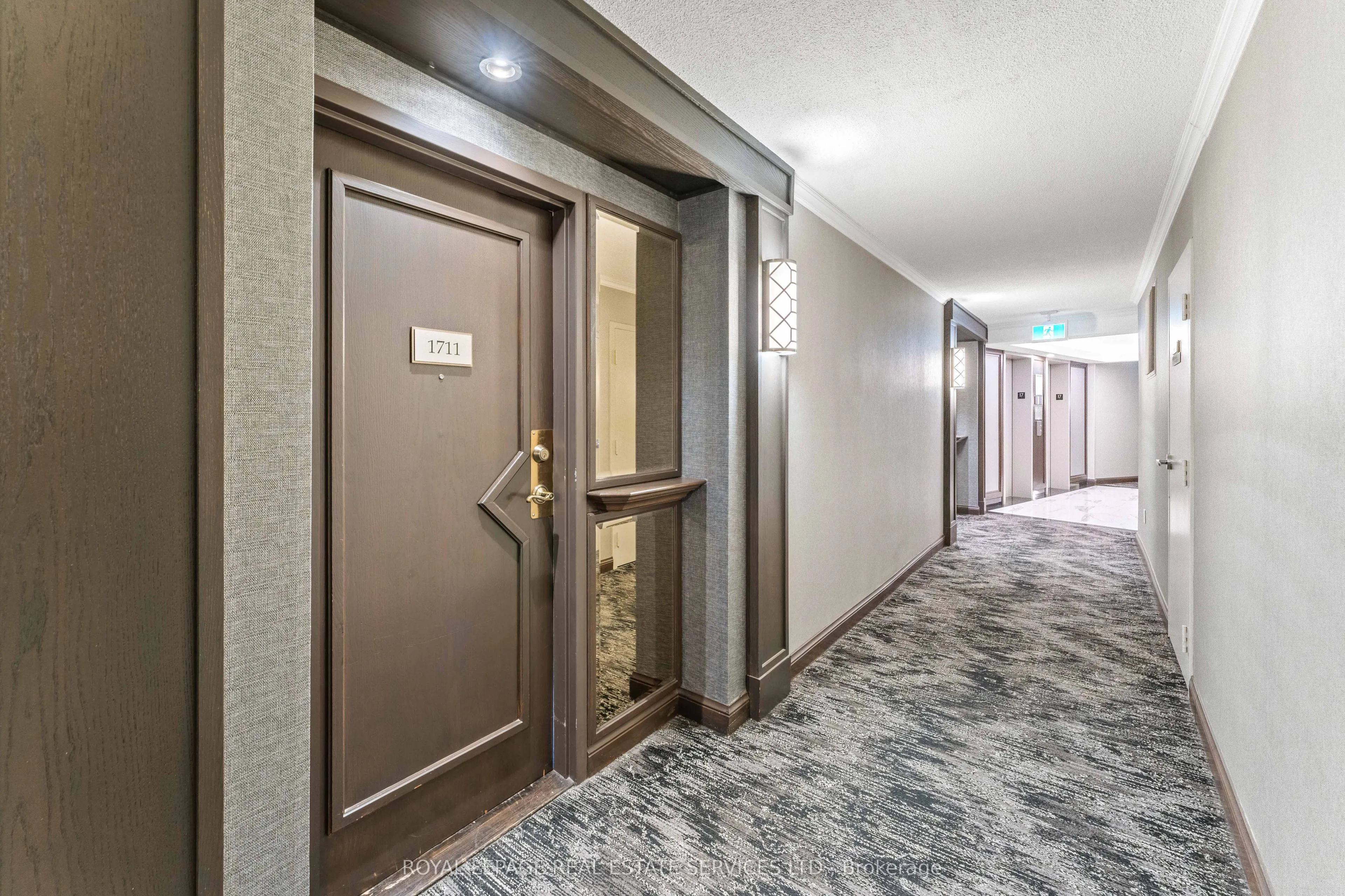 5444 Yonge Street, #1711