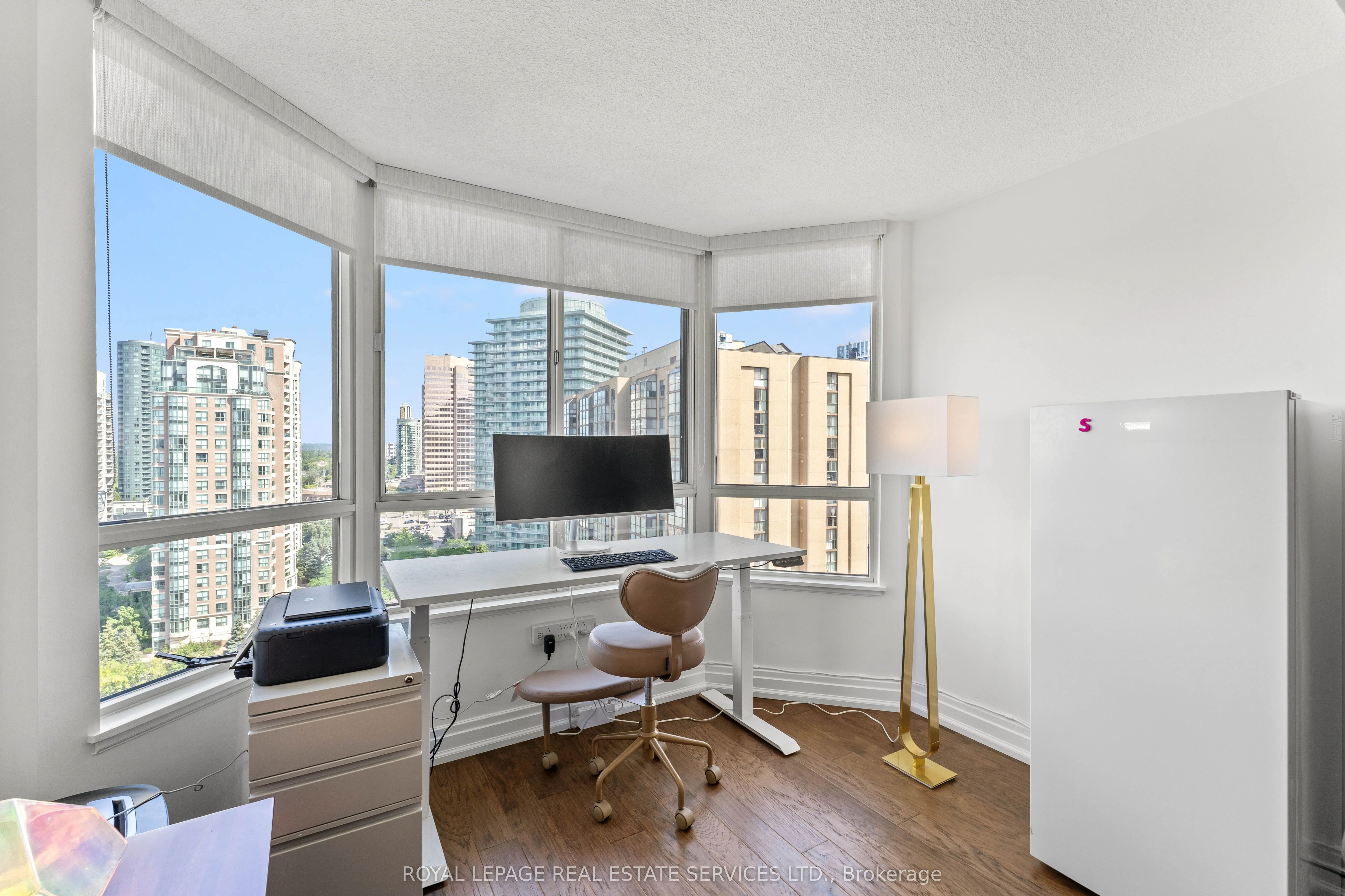 5444 Yonge Street, #1711