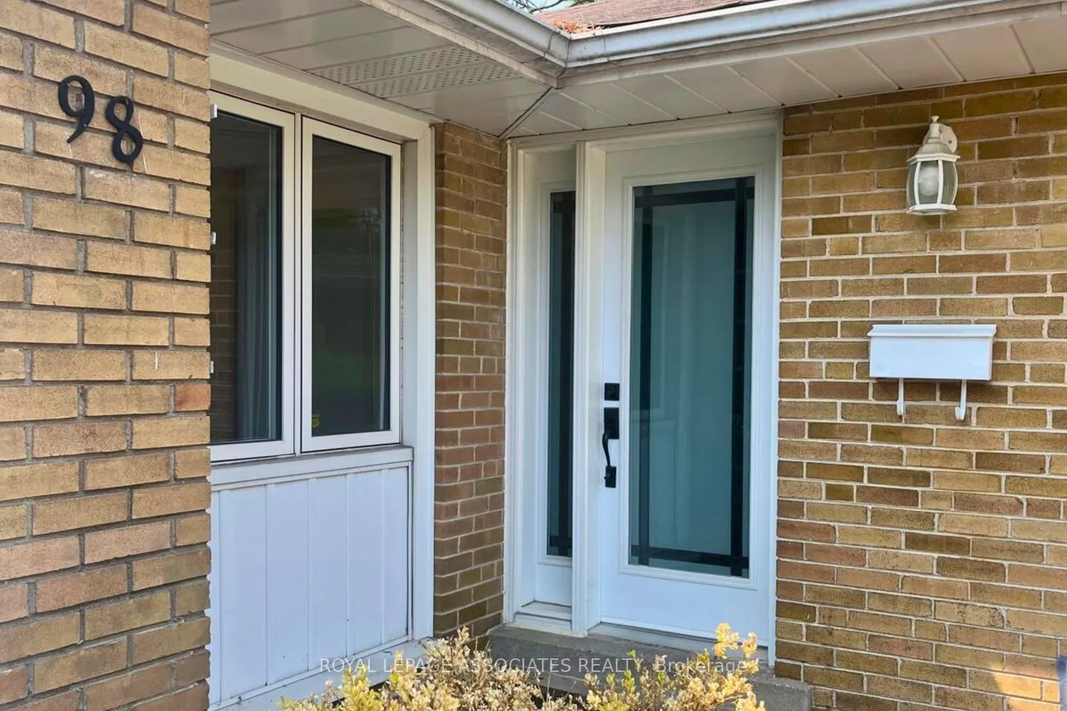 98 Wigmore Drive #Main