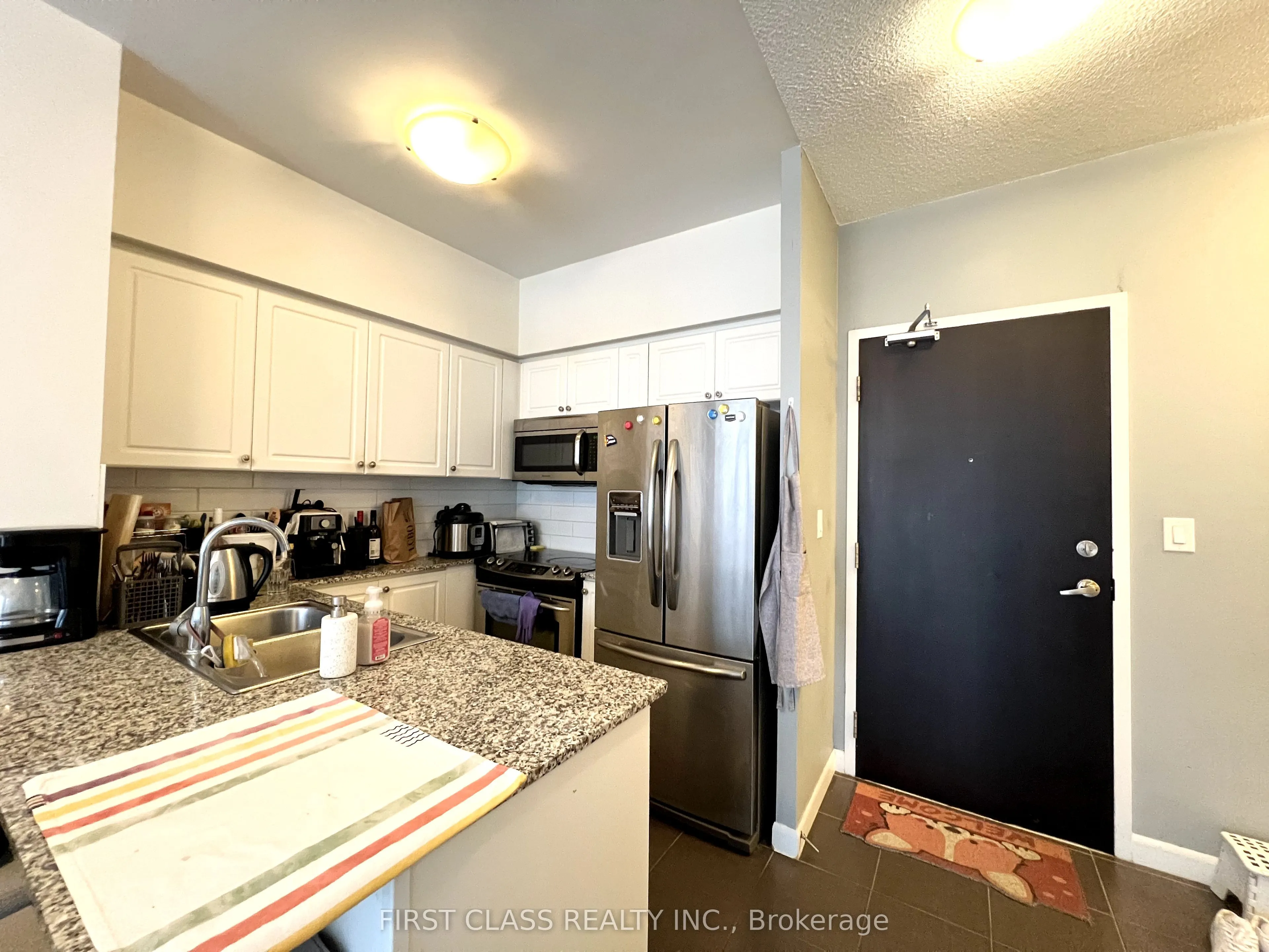 5793 Yonge Street, #301