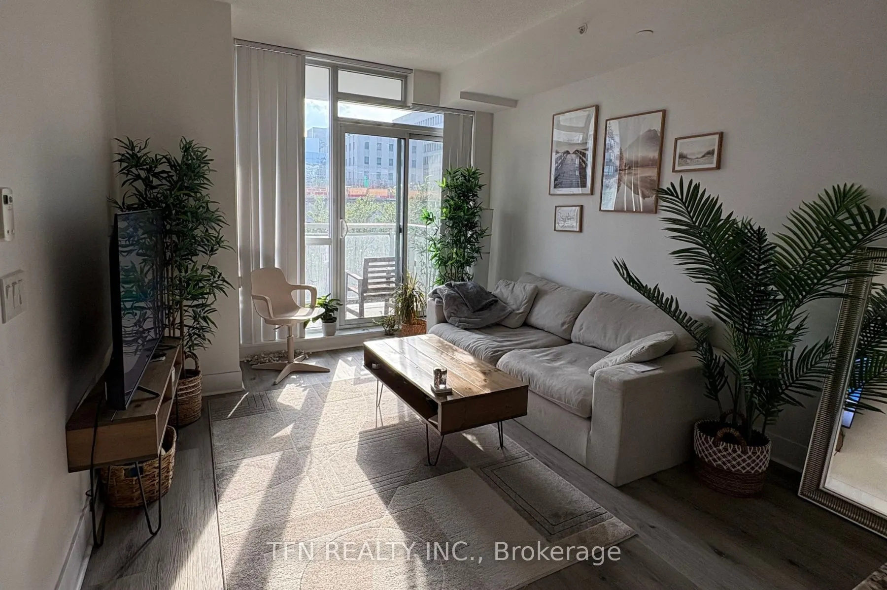 68 Merton Street, #511