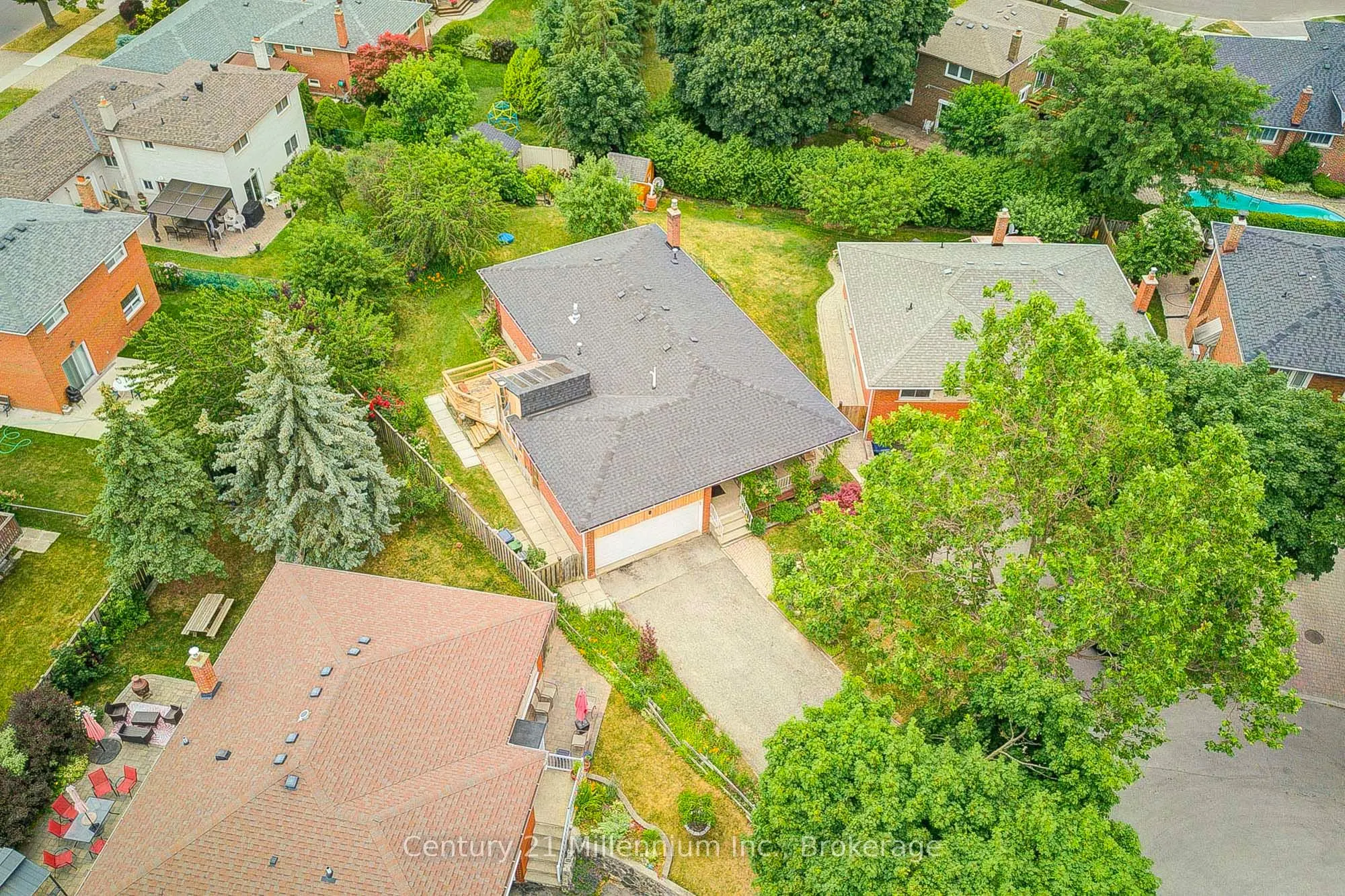9 Thane Court