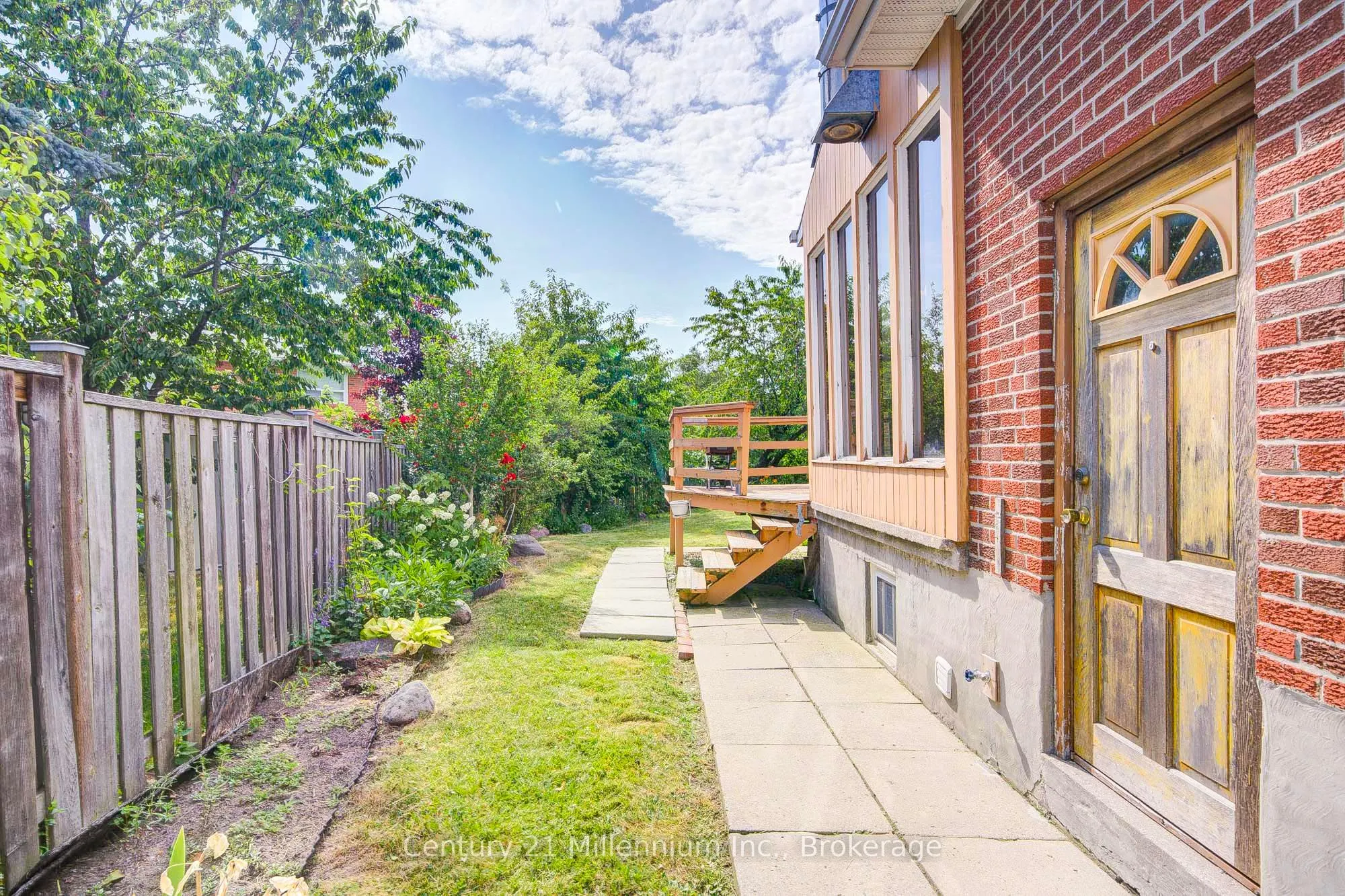 9 Thane Court