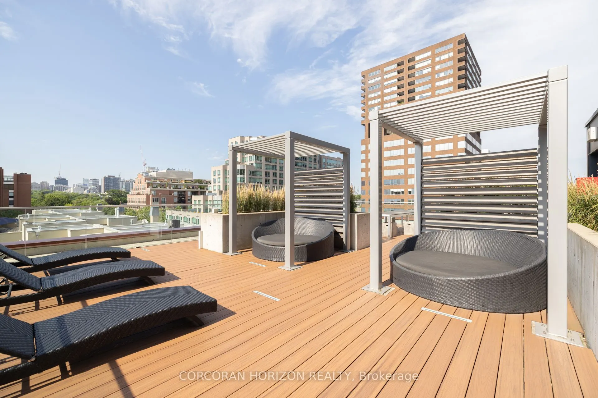32 Davenport Road, #306