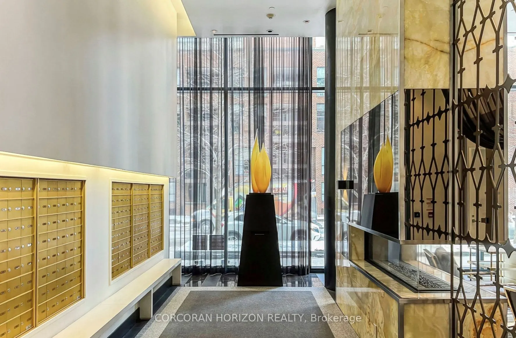 32 Davenport Road, #306