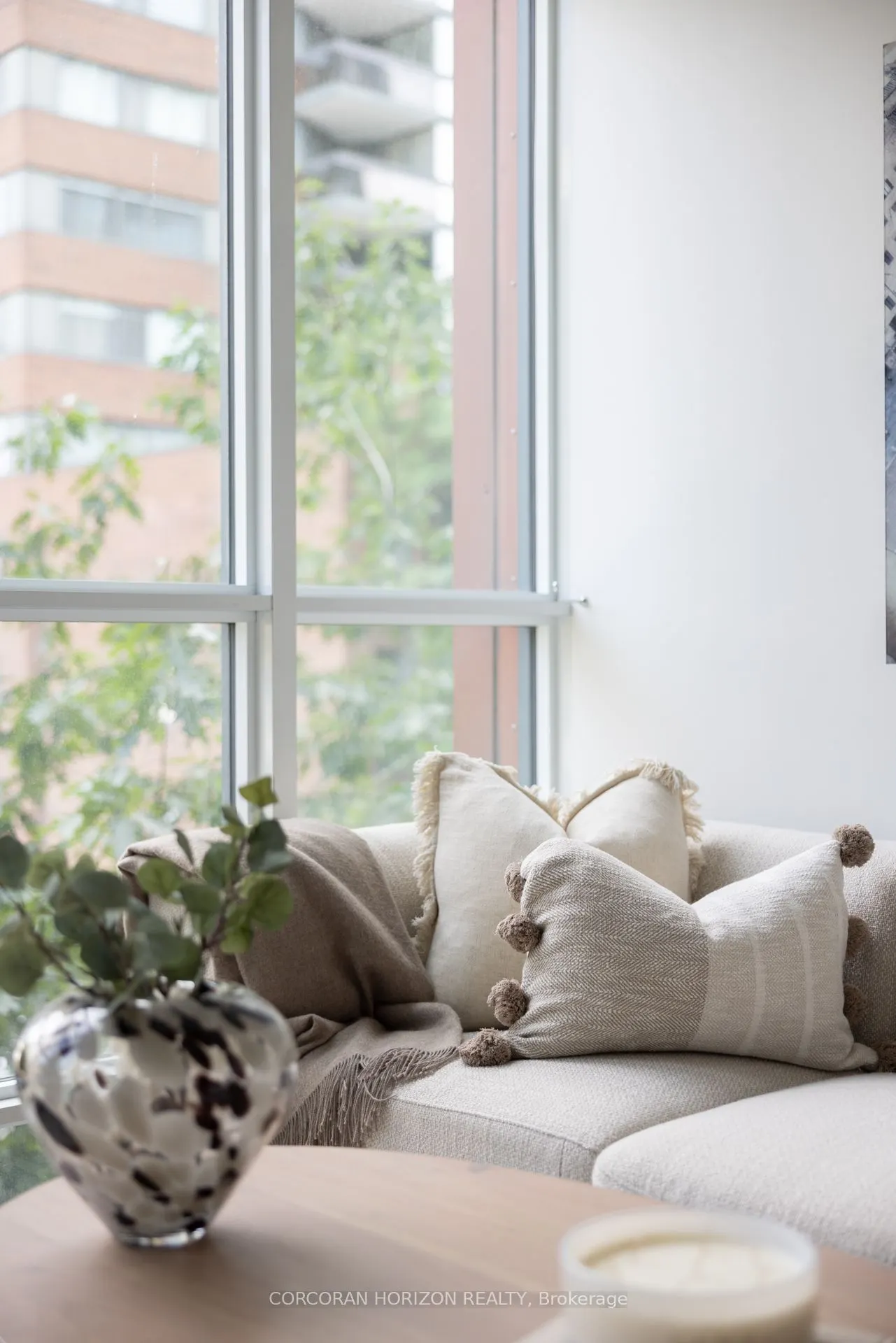 32 Davenport Road, #306
