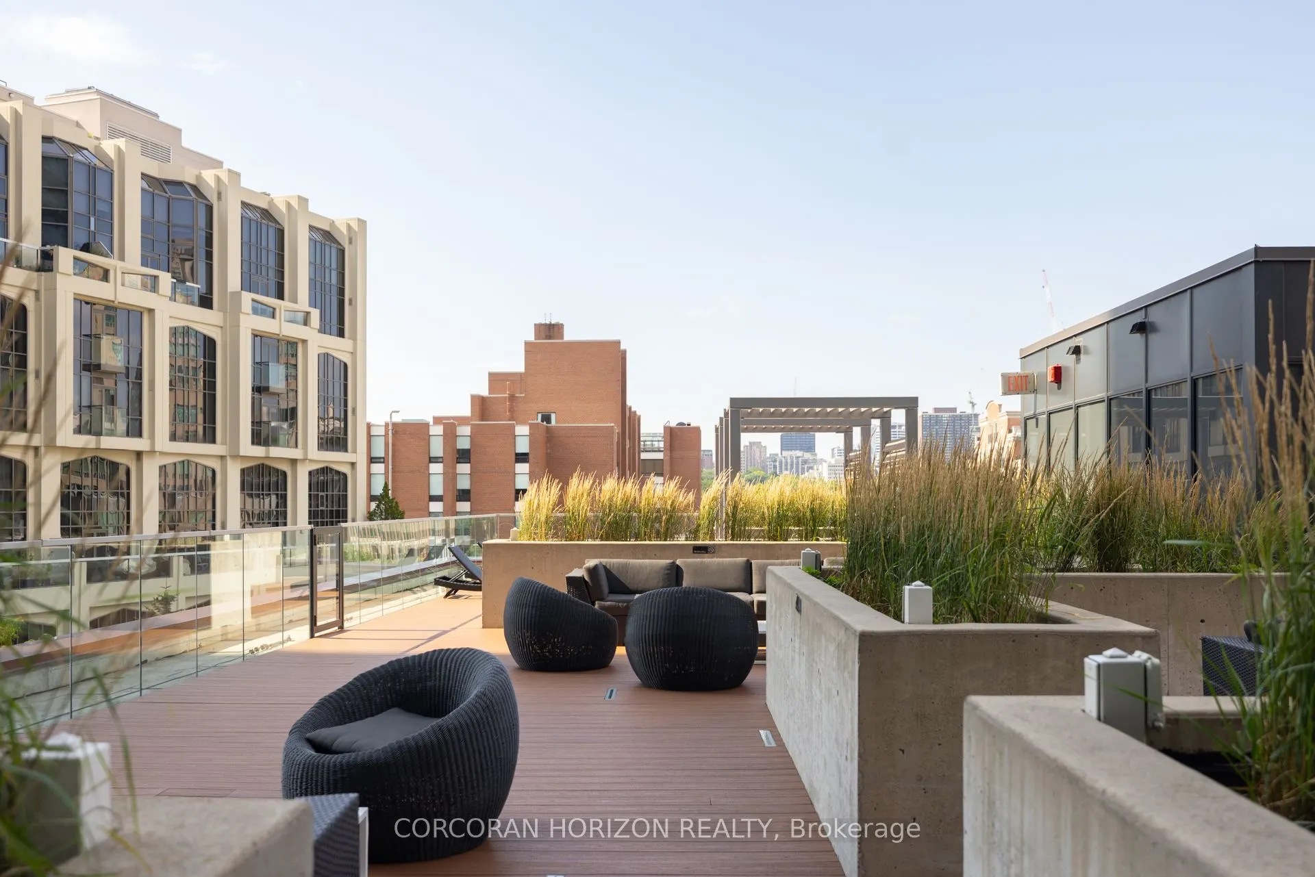 32 Davenport Road, #306