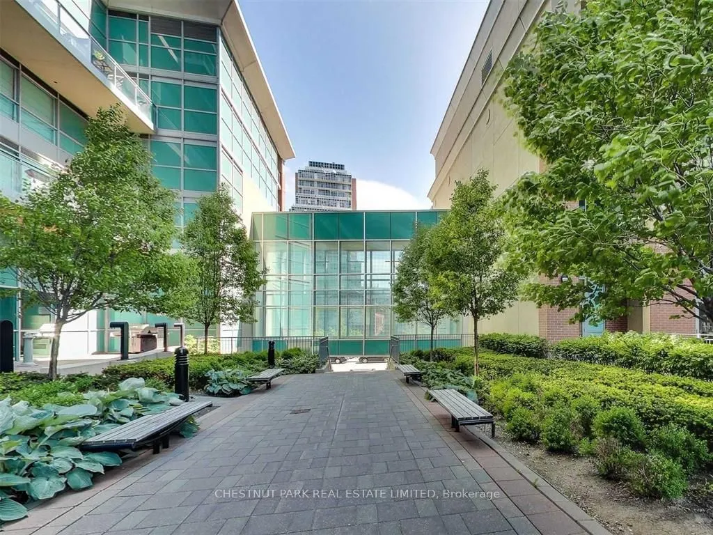 80 Western Battery Road, #201