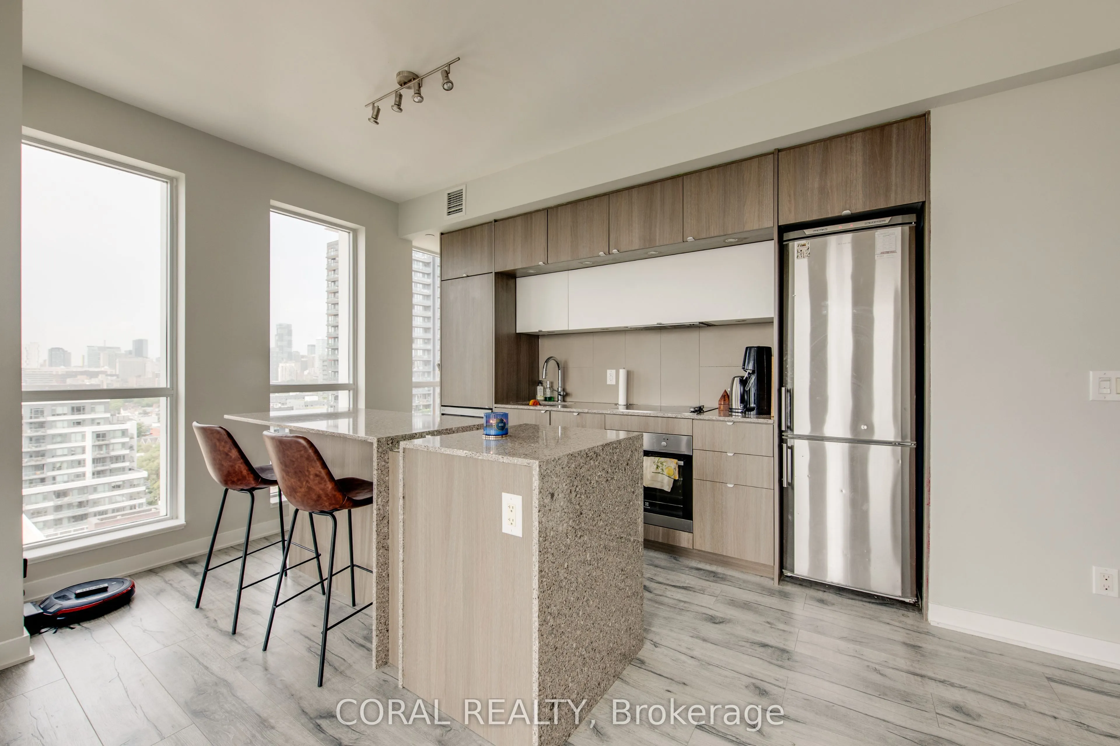 55 regent park Boulevard, #1705