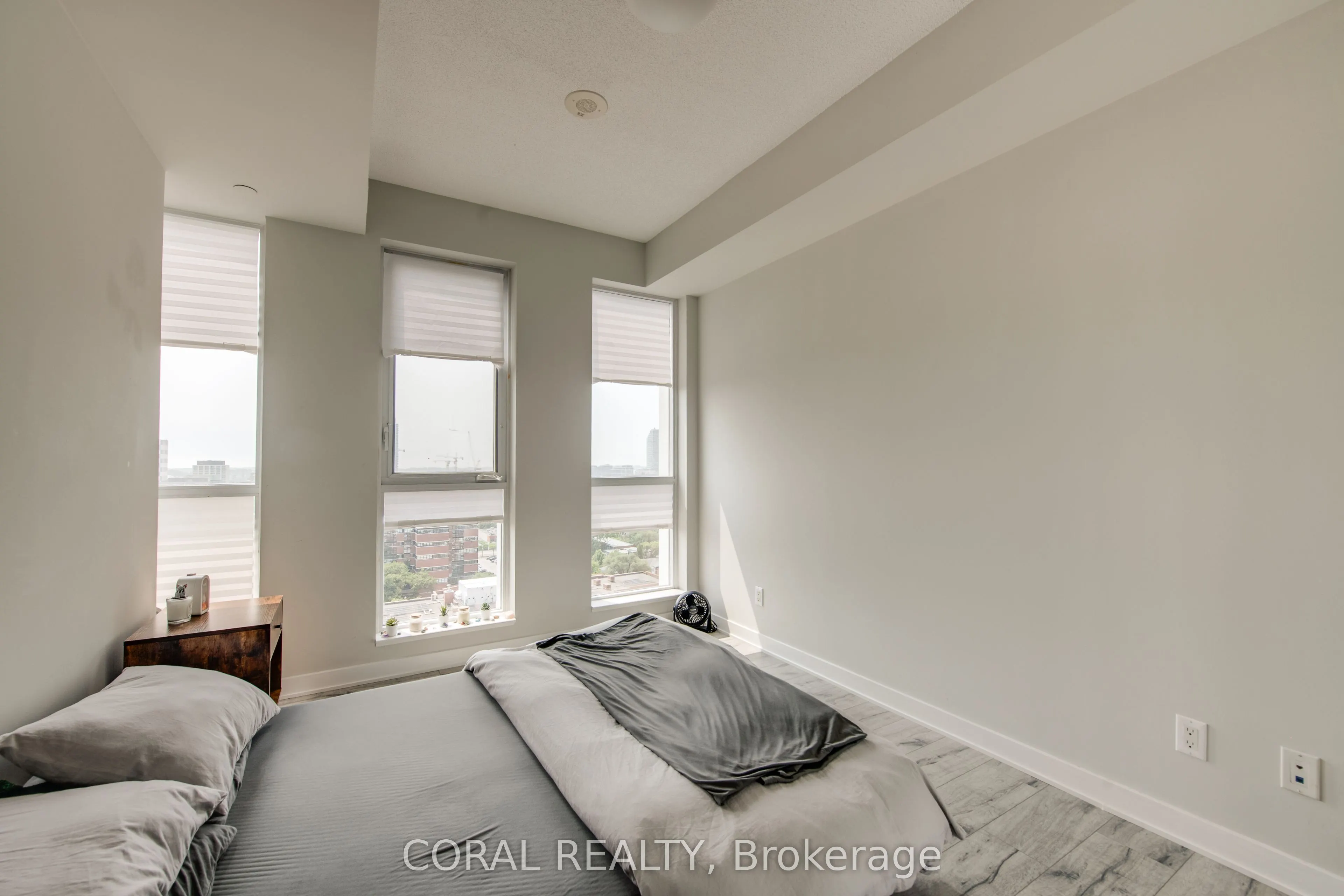 55 regent park Boulevard, #1705