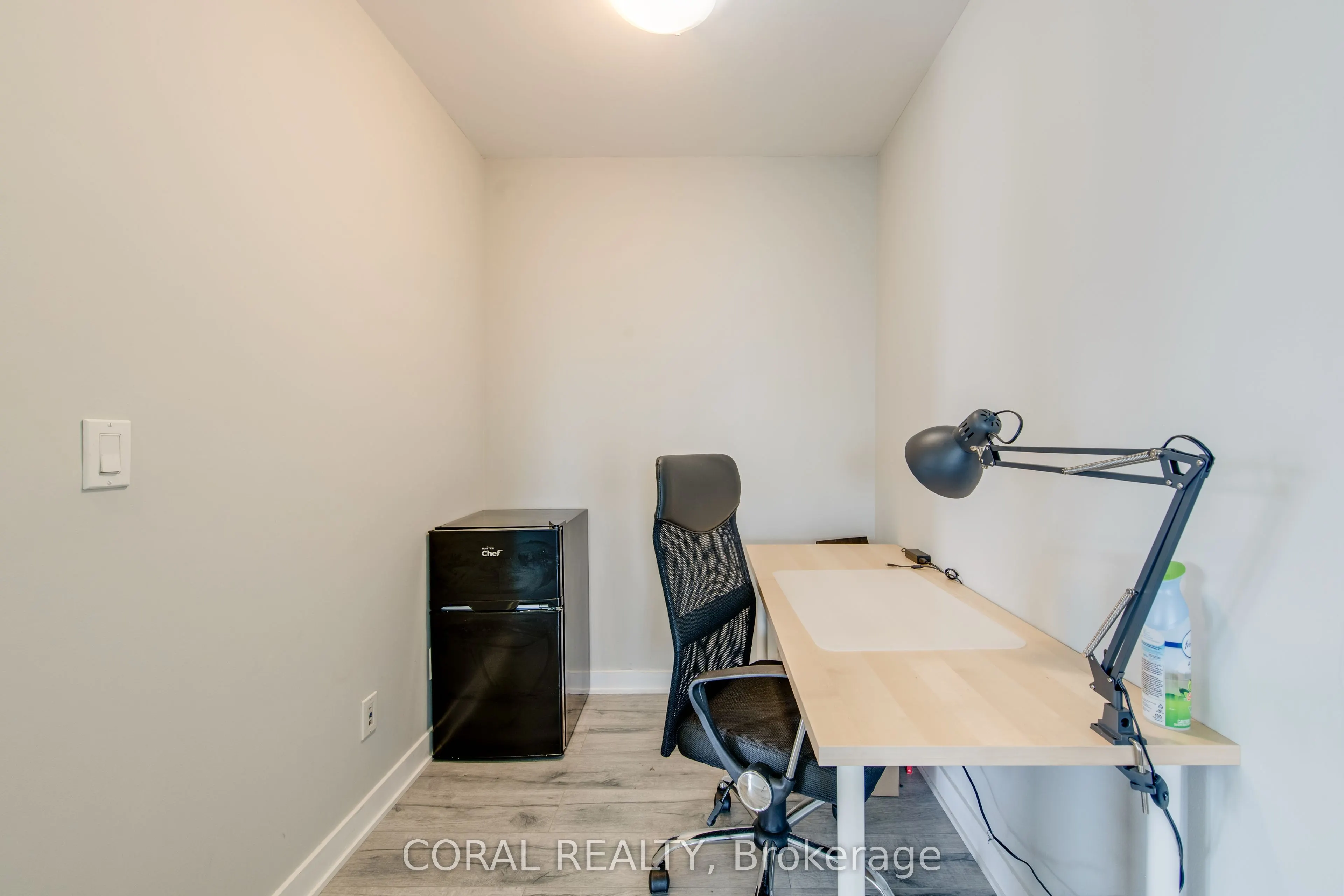 55 regent park Boulevard, #1705