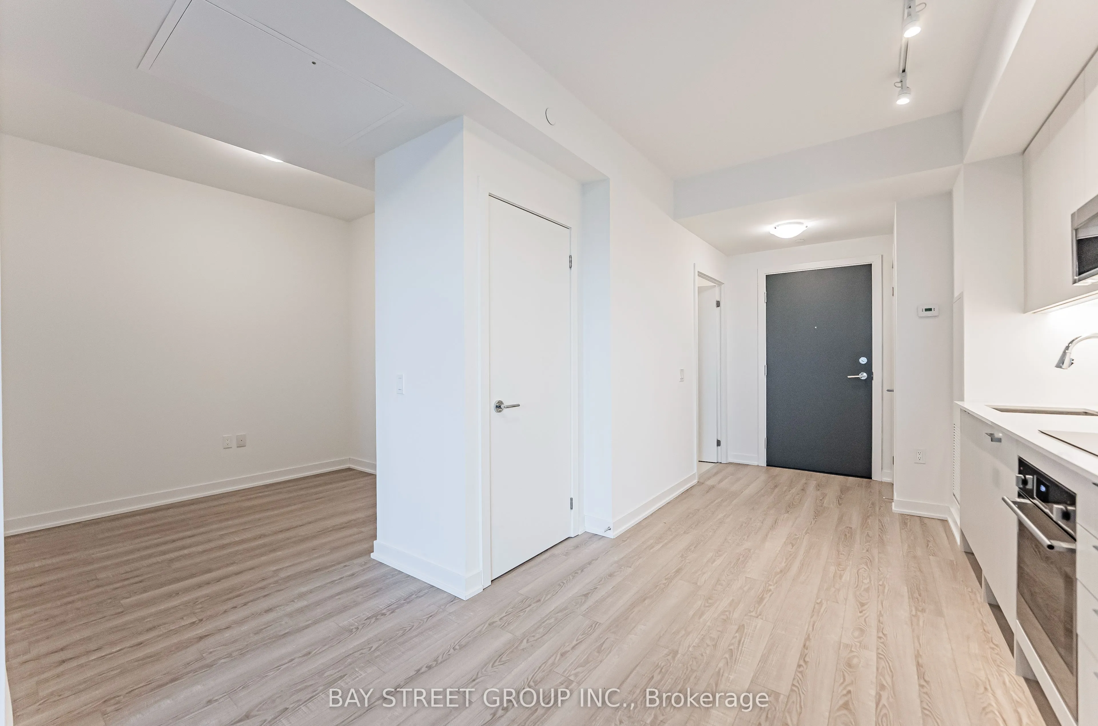 250 Lawrence Avenue W, #526