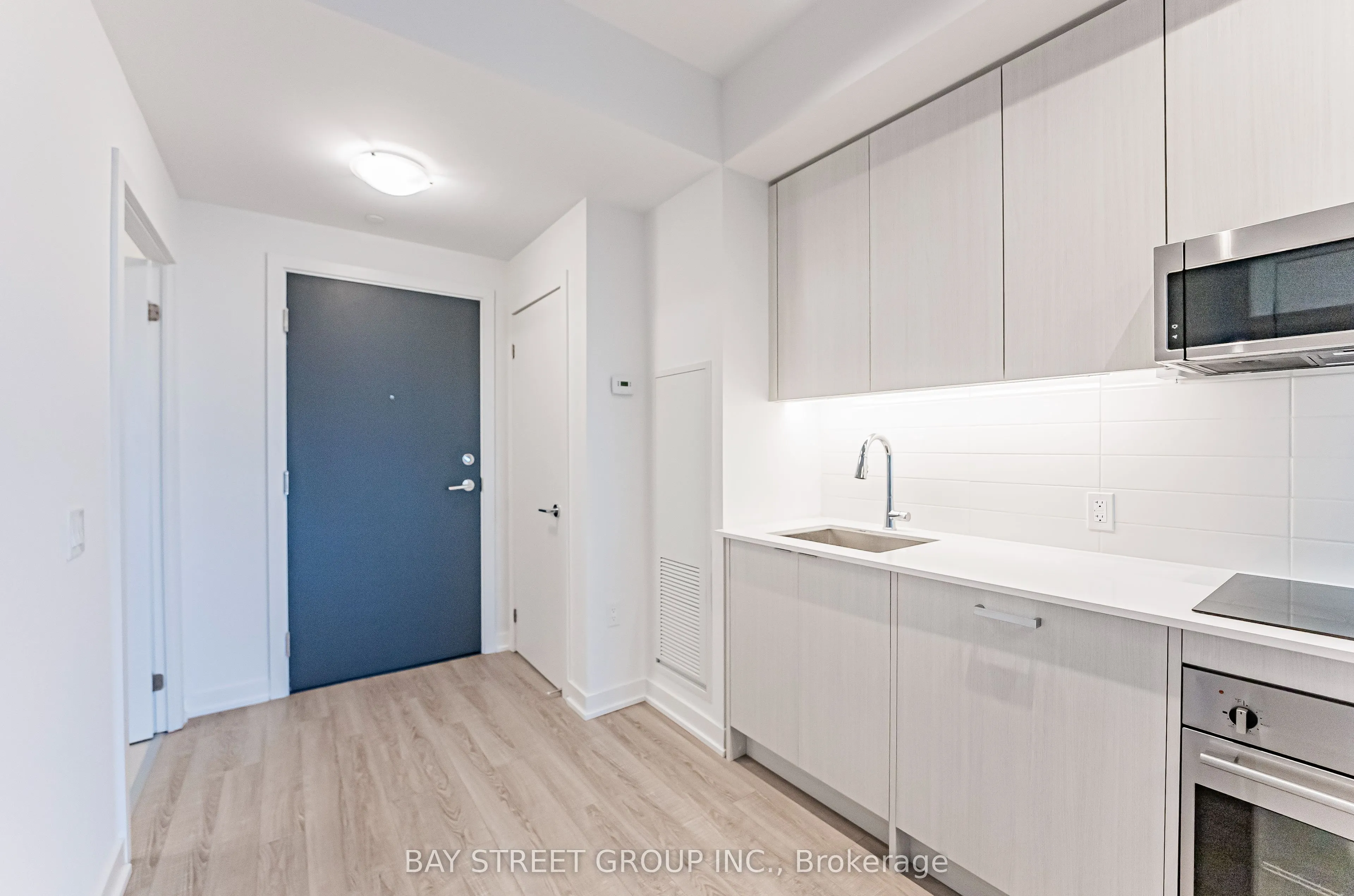 250 Lawrence Avenue W, #526