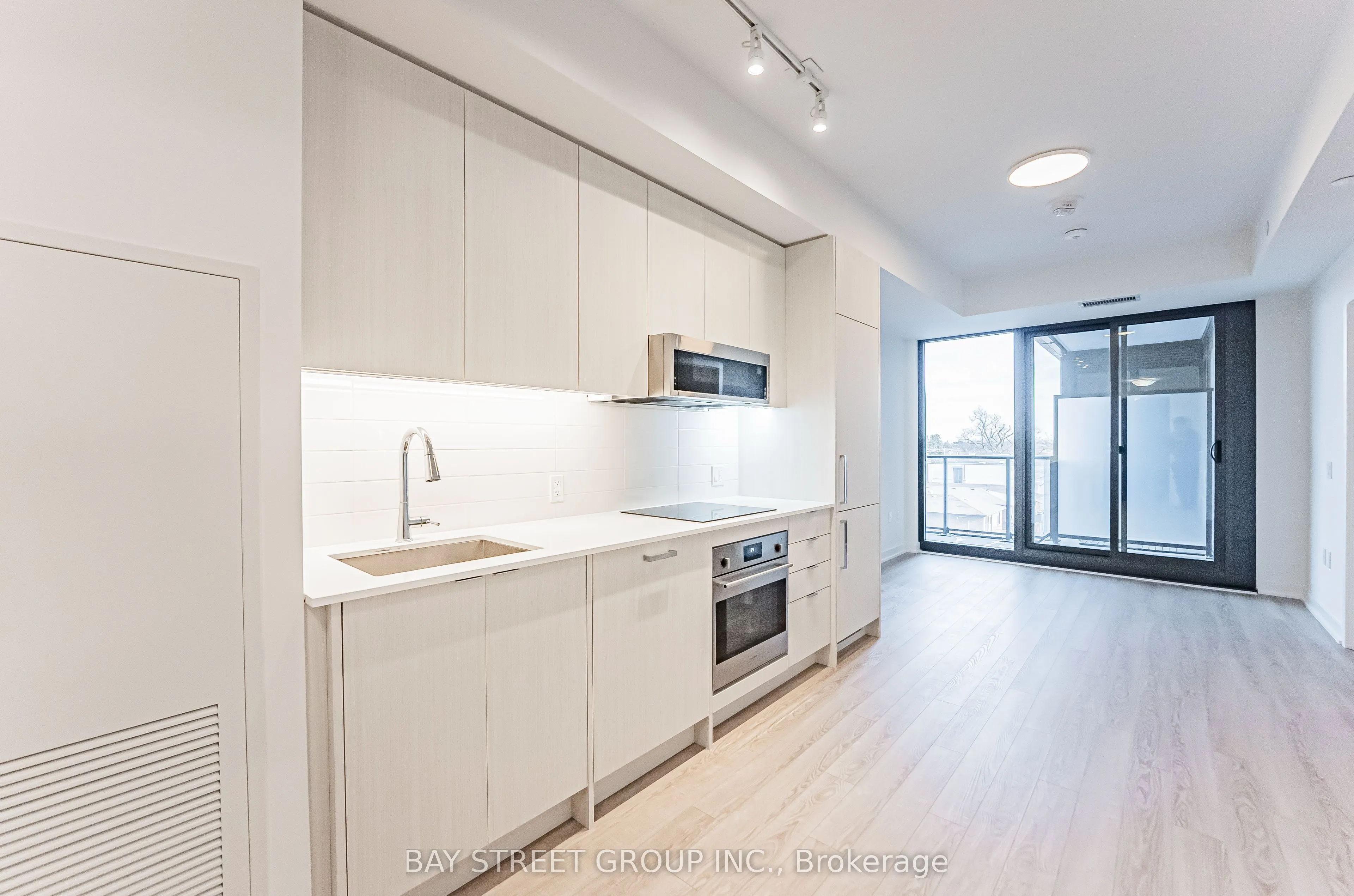 250 Lawrence Avenue W, #526