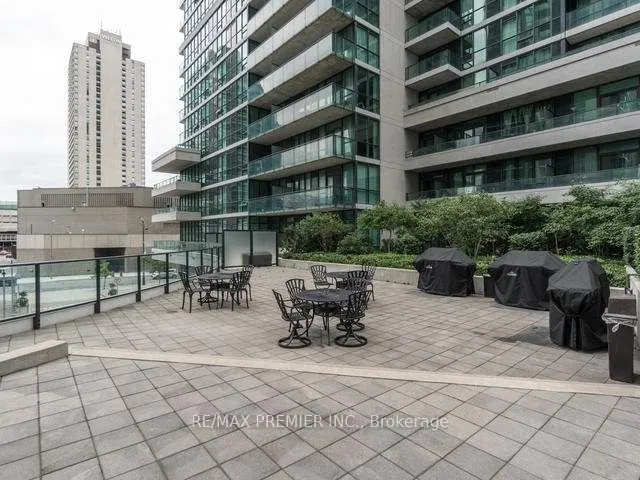 33 Bay Street, #1208