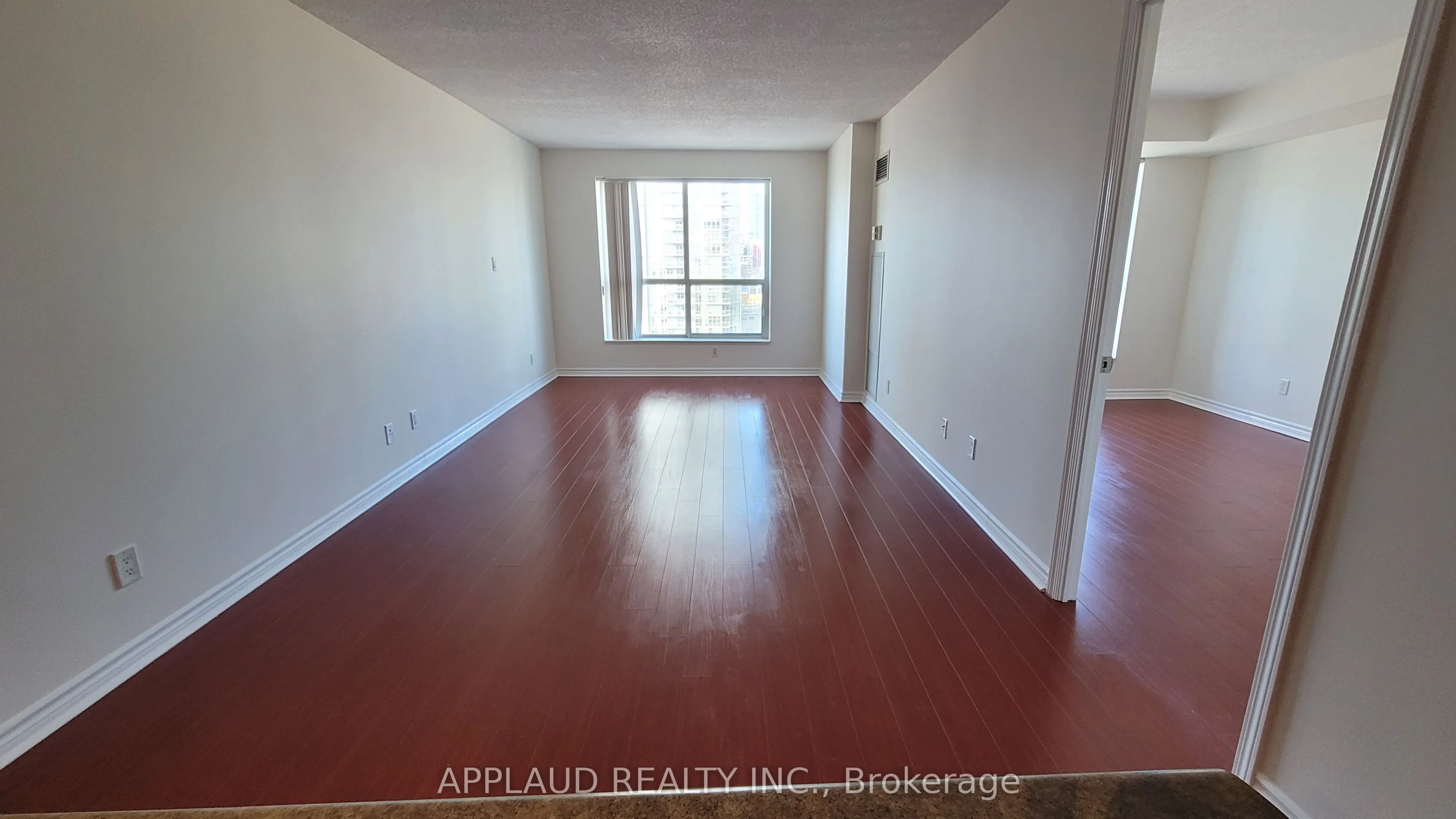 410 Queens Quay W, #1408