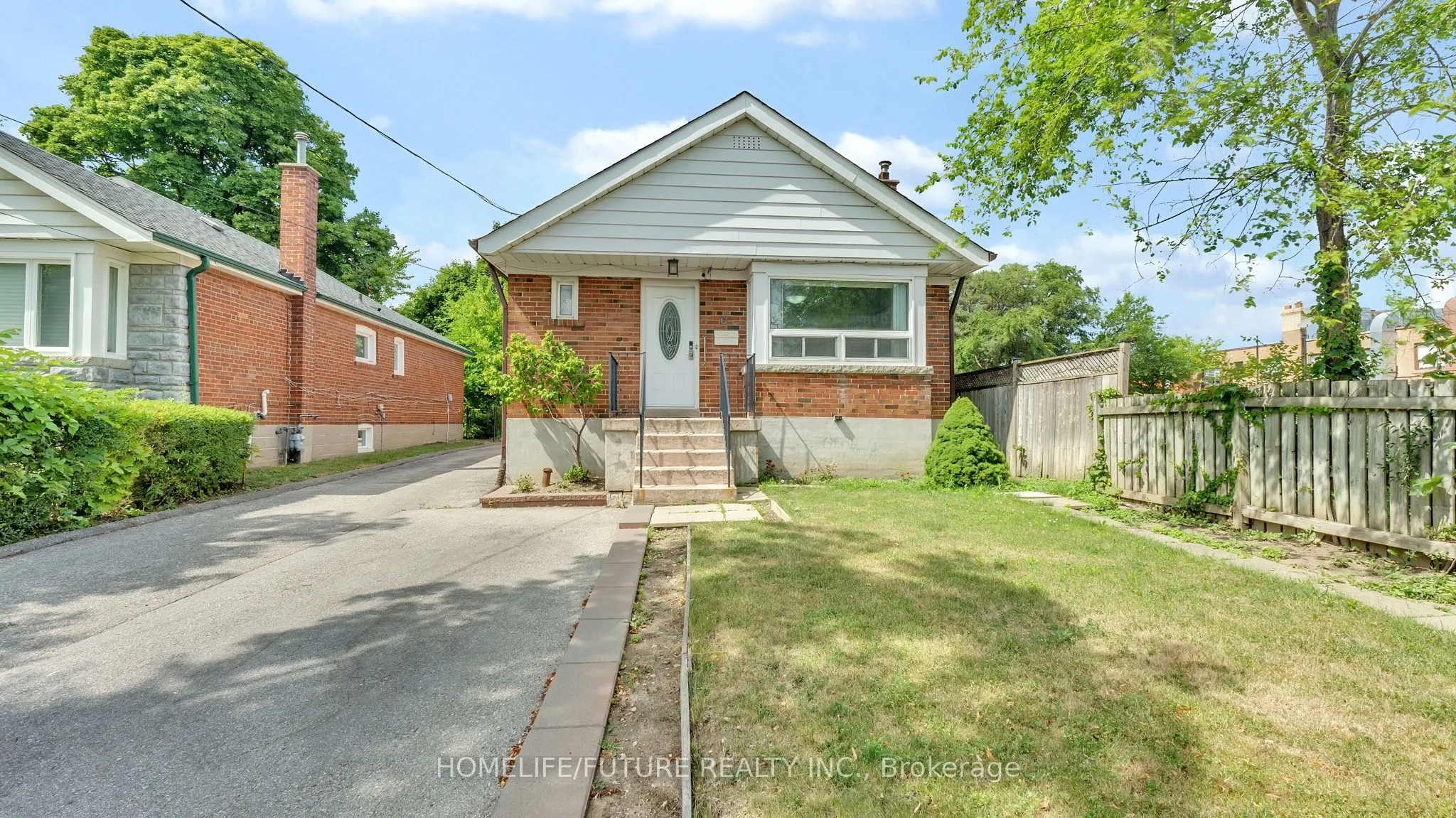 6 De Quincy Boulevard