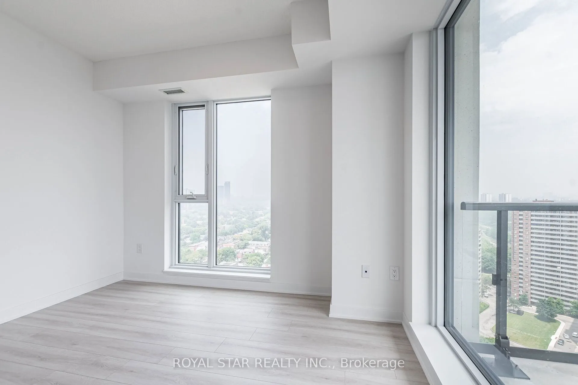 130 River Street, #2110