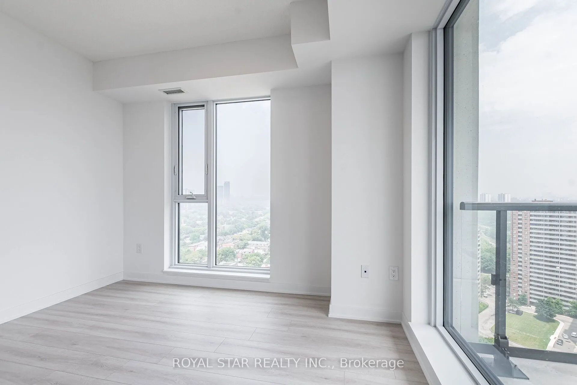 130 River Street, #2110