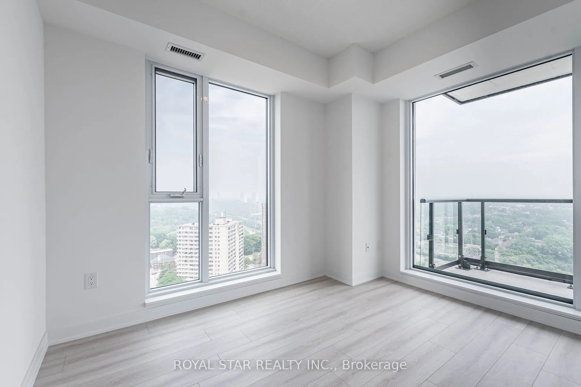 130 River Street, #2110