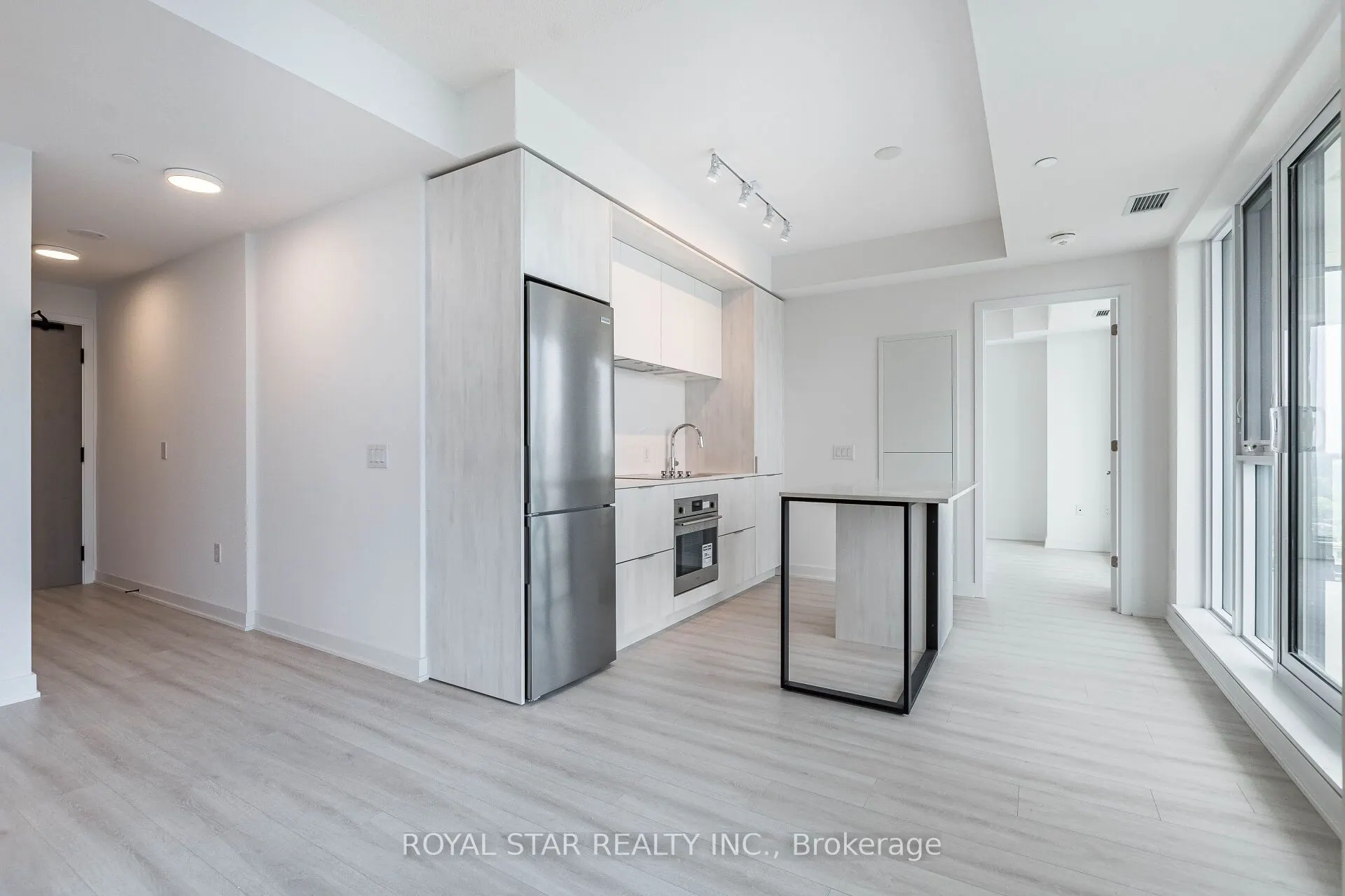 130 River Street, #2110