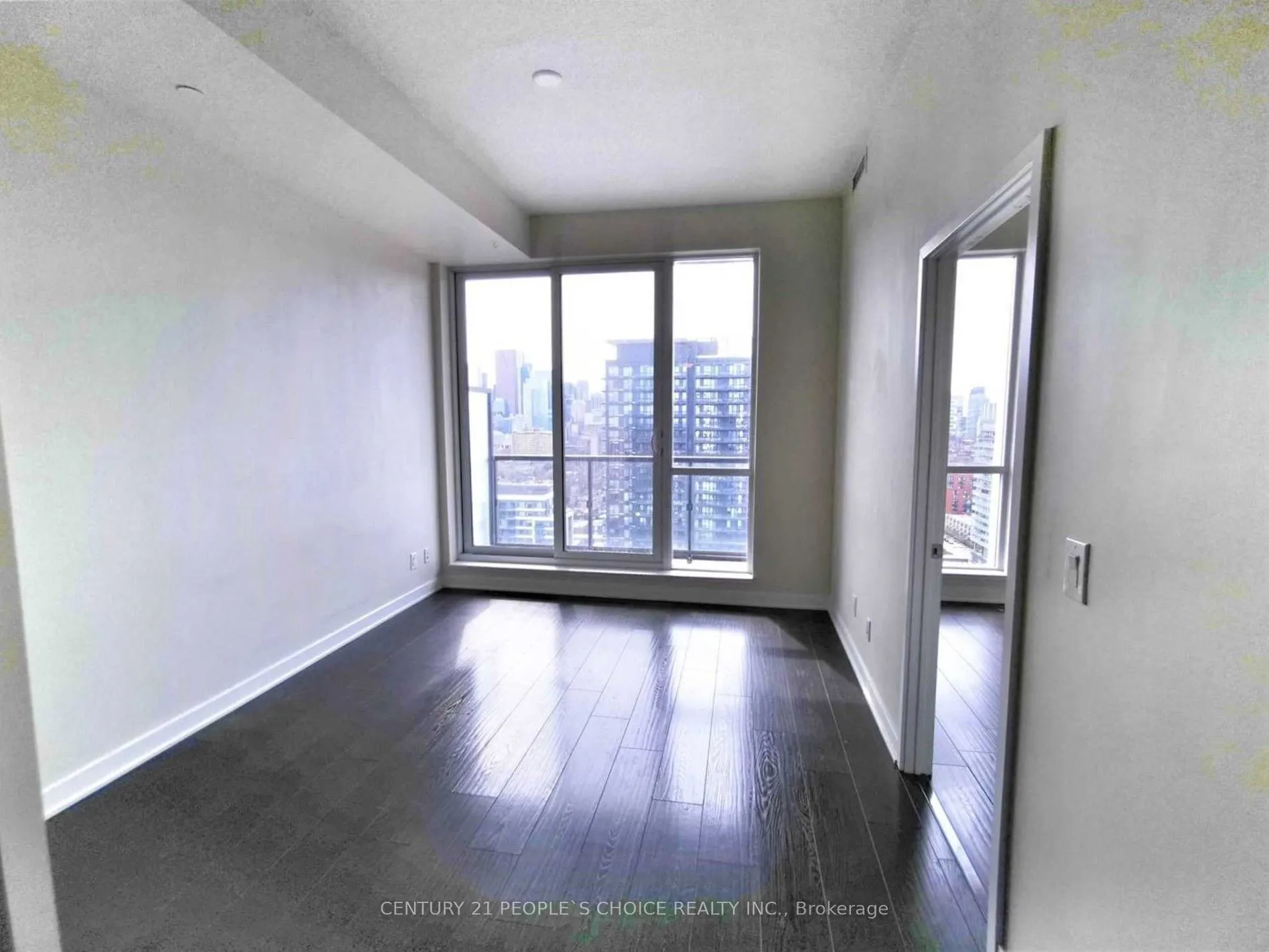 170 Sumach Street, #2208