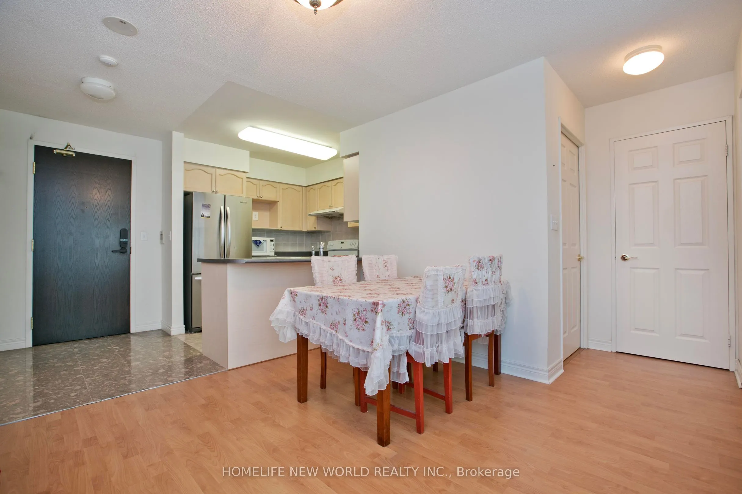 23 Hollywood Avenue, #1506