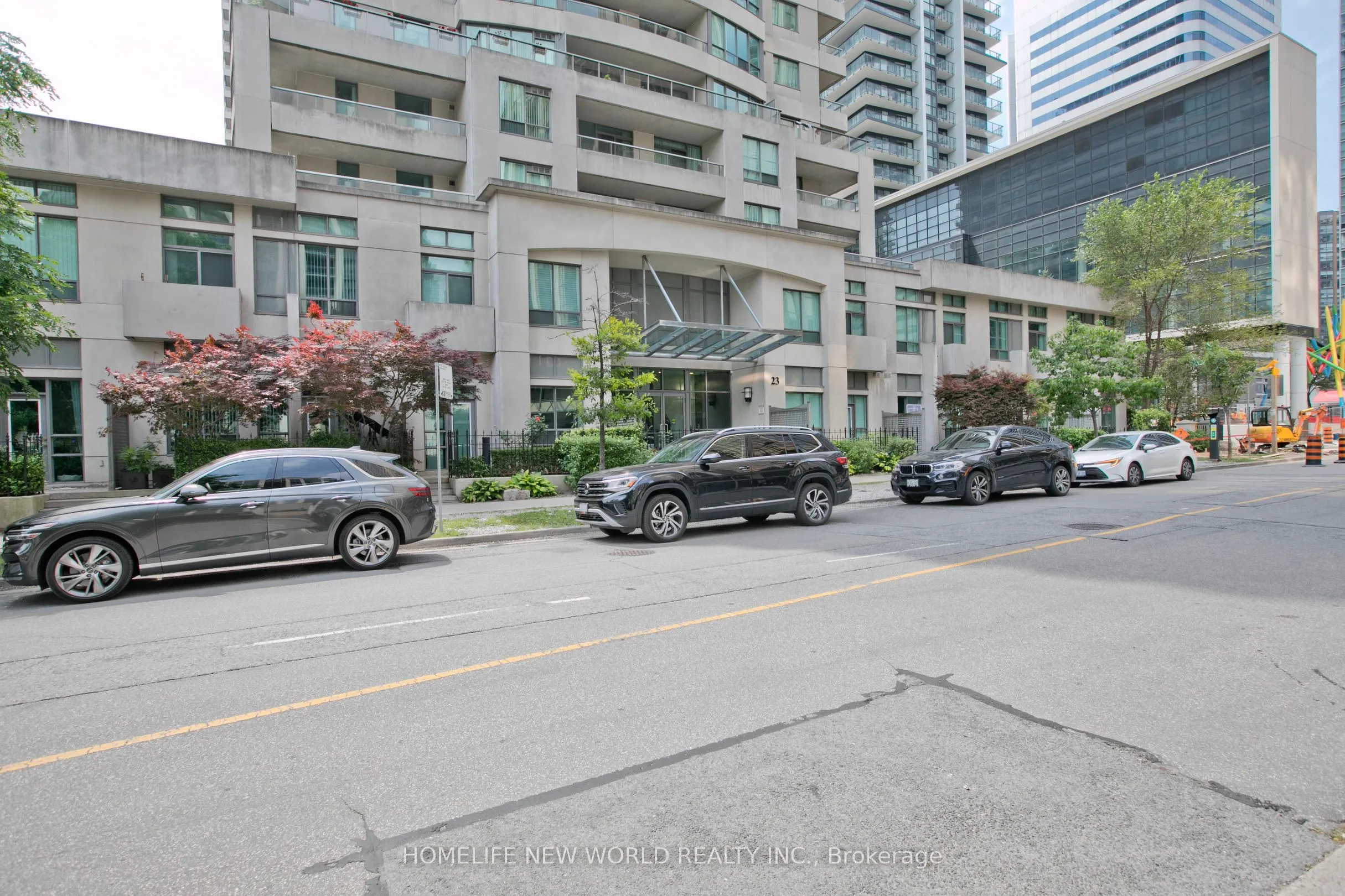 23 Hollywood Avenue, #1506