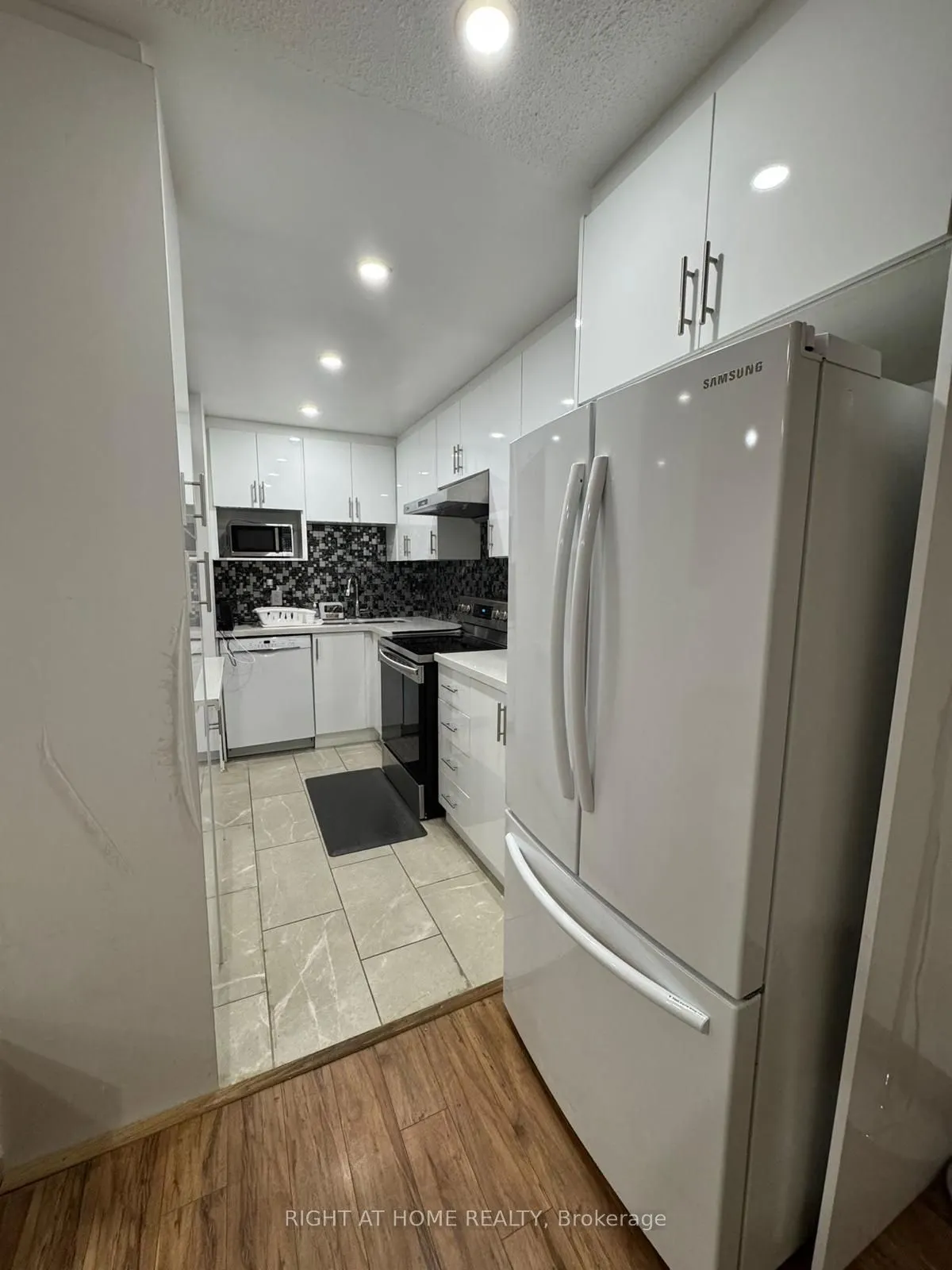 165 Cherokee Boulevard, #149