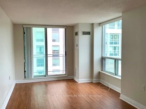 21 Hillcrest Avenue, #1703