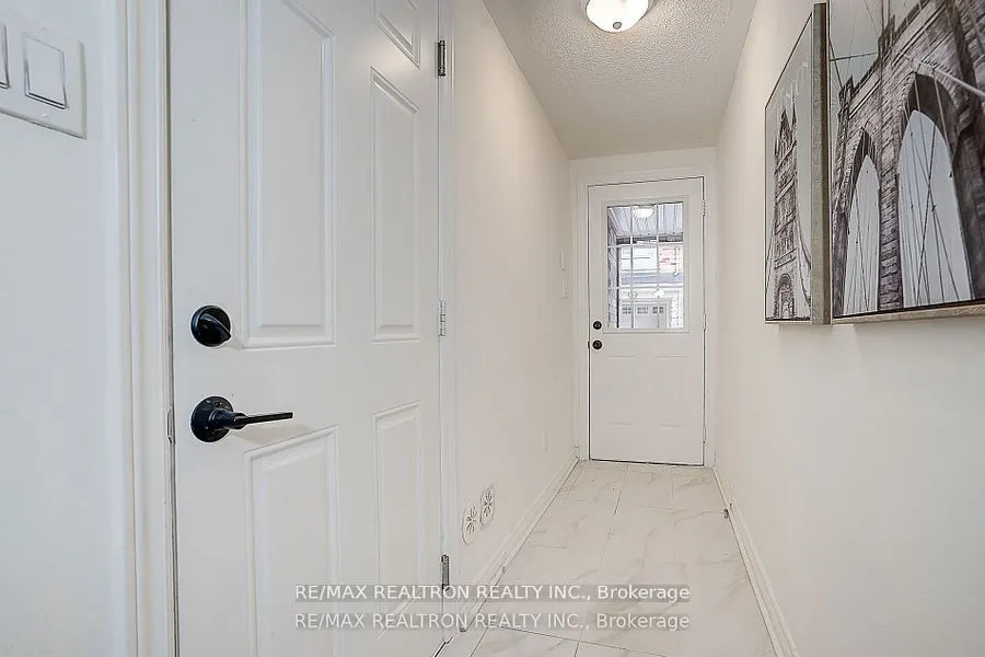 171B Finch Avenue E