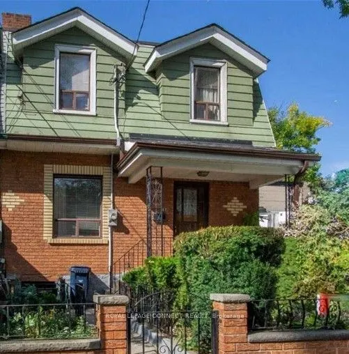 784 Adelaide Street W, #2nd