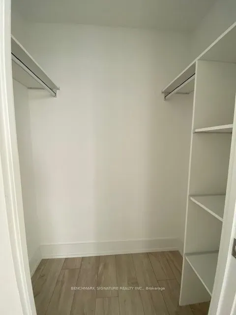 10 Inn On The Park Drive, #1806