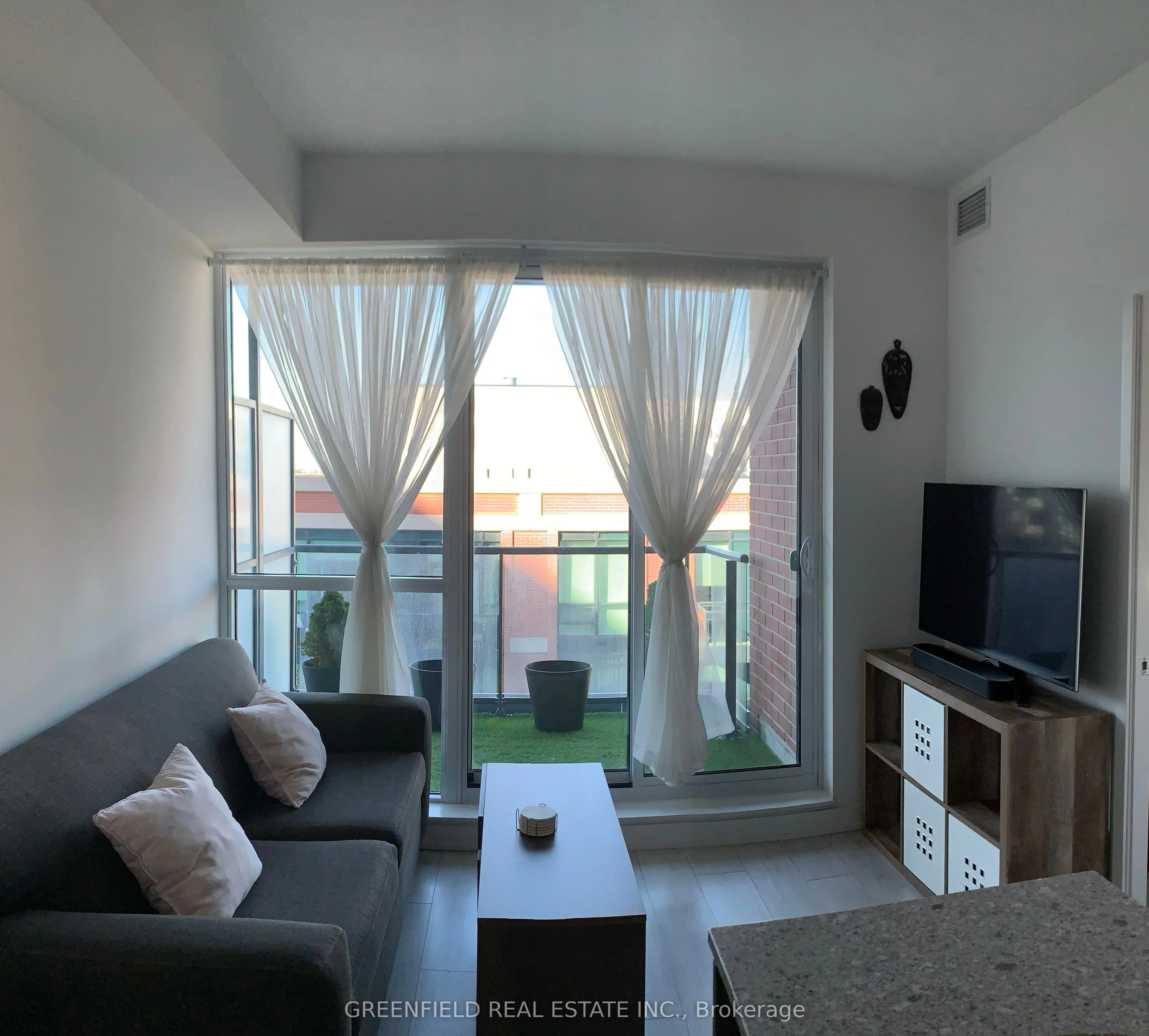 31 Tippett Road, #903