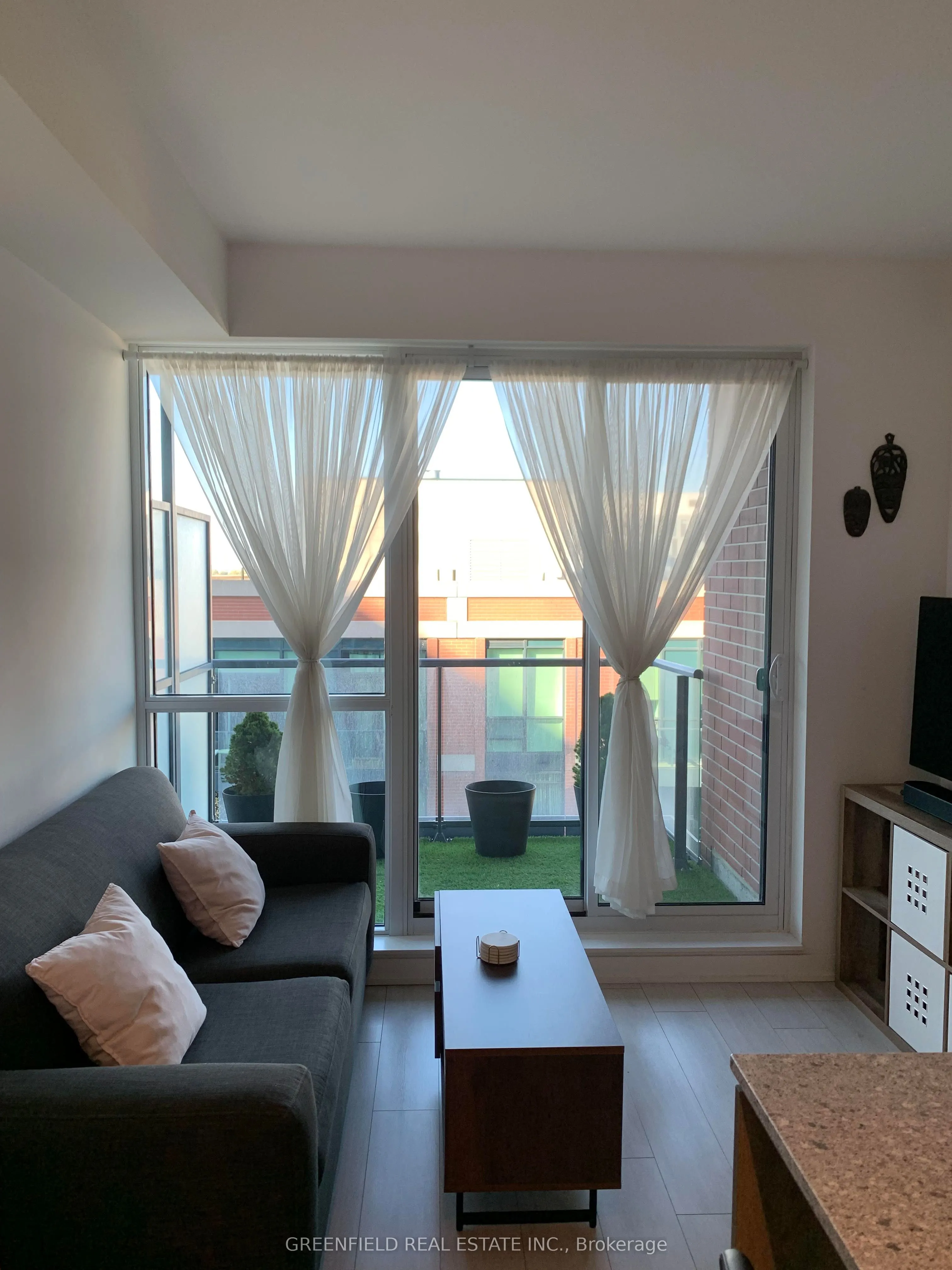 31 Tippett Road, #903