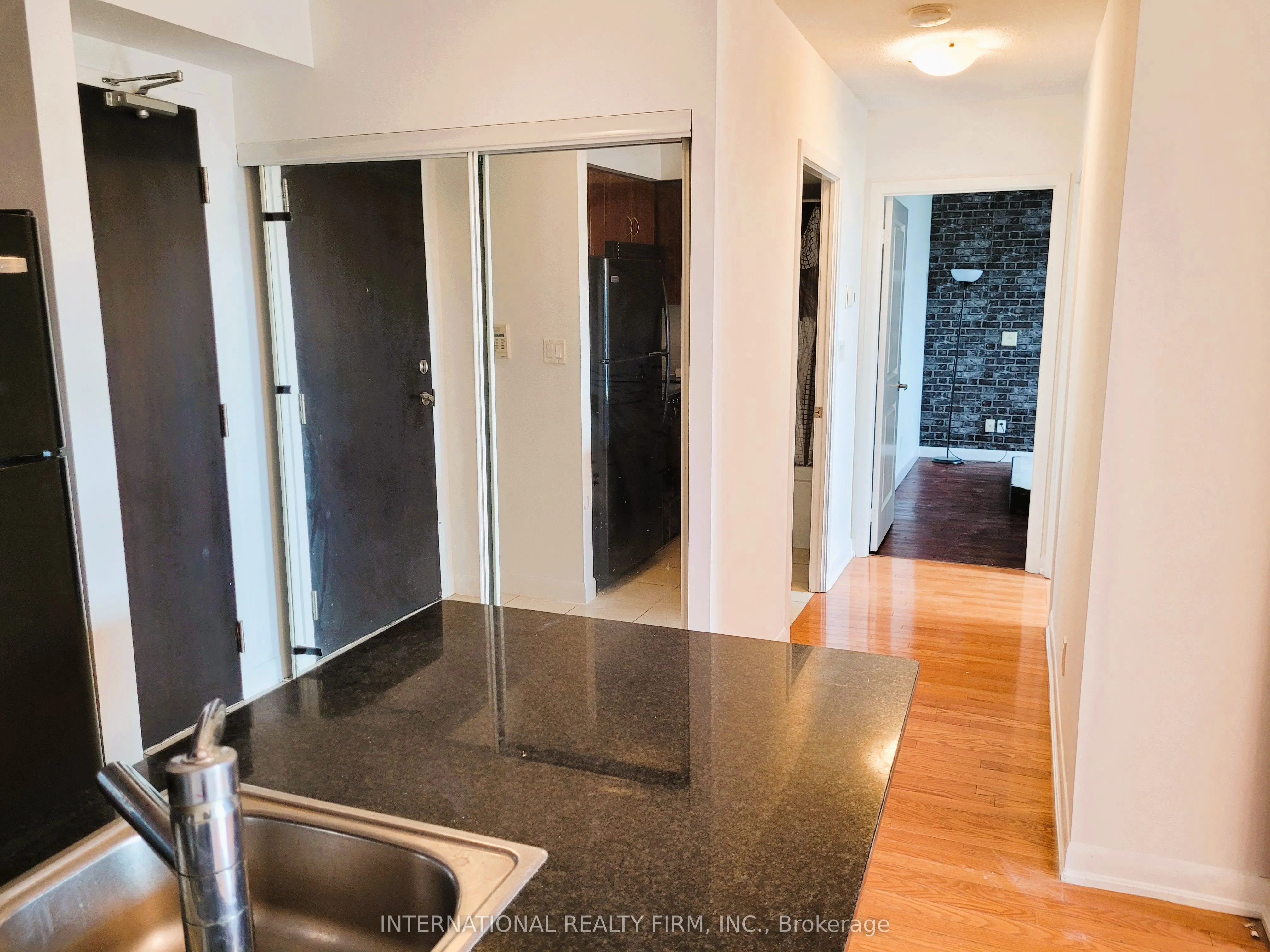 5793 Yonge Street, #209