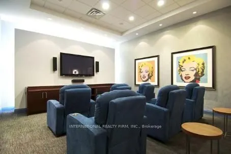5793 Yonge Street, #209