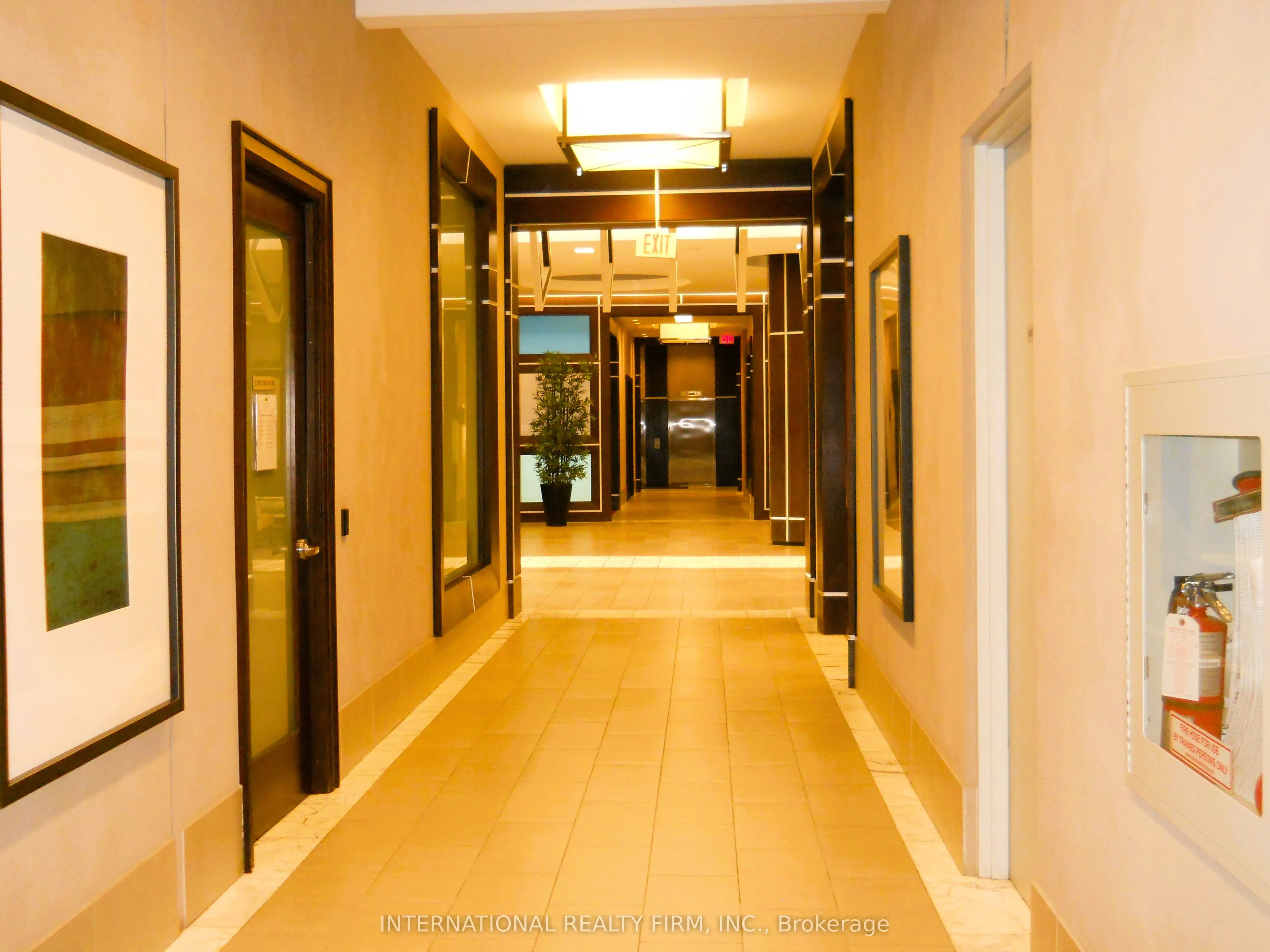 5793 Yonge Street, #209