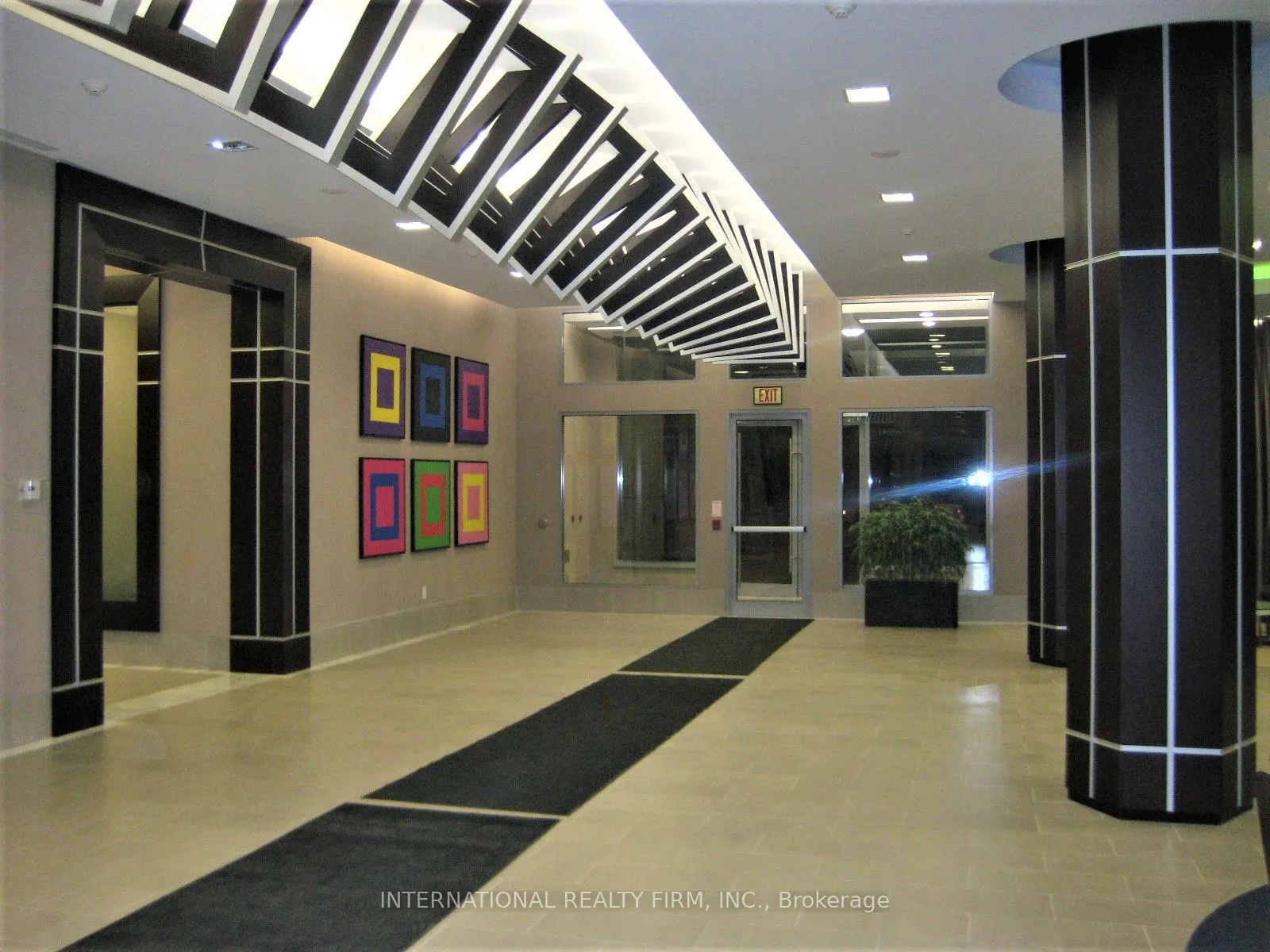 5793 Yonge Street, #209